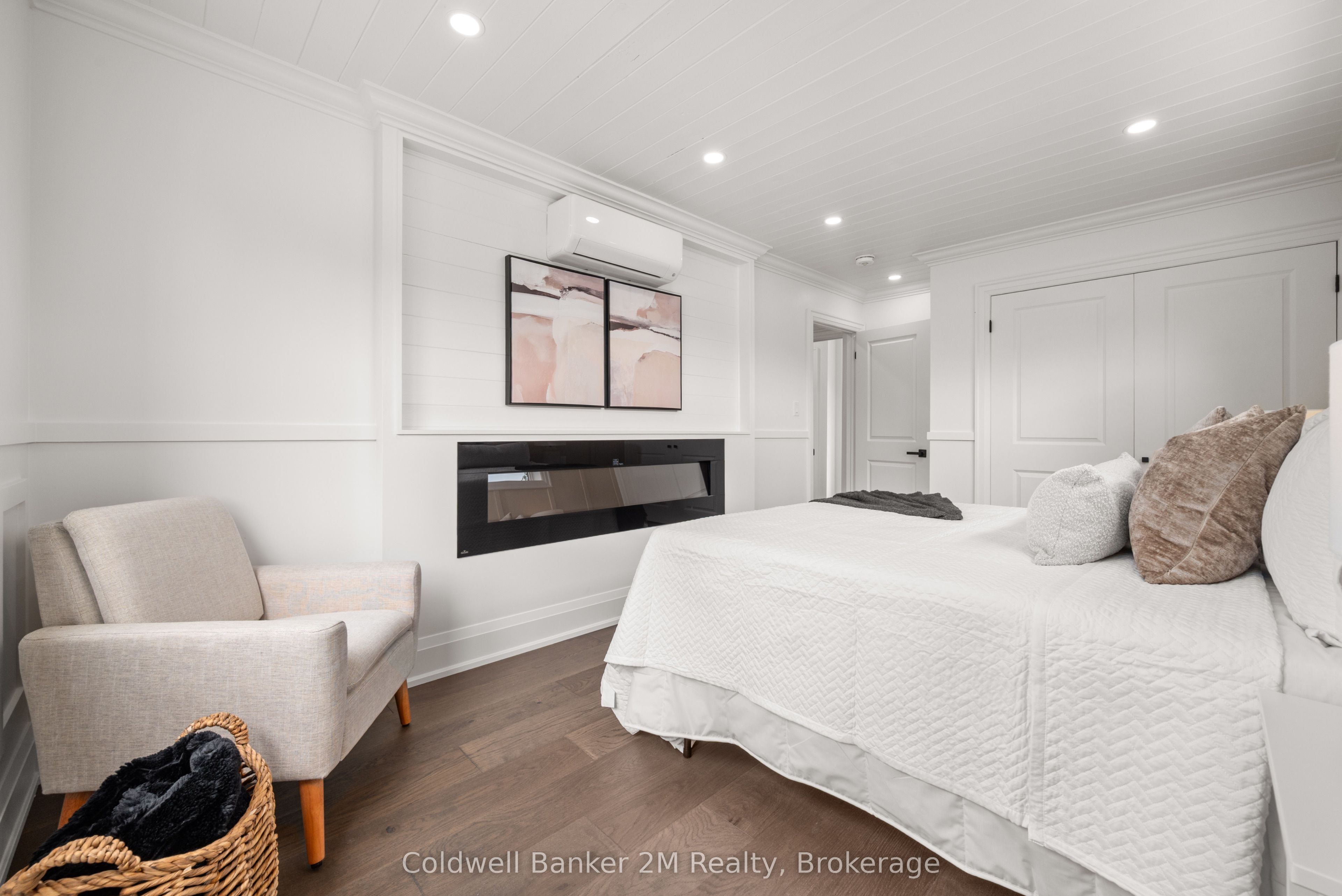 64 Head Street Property Photo 37