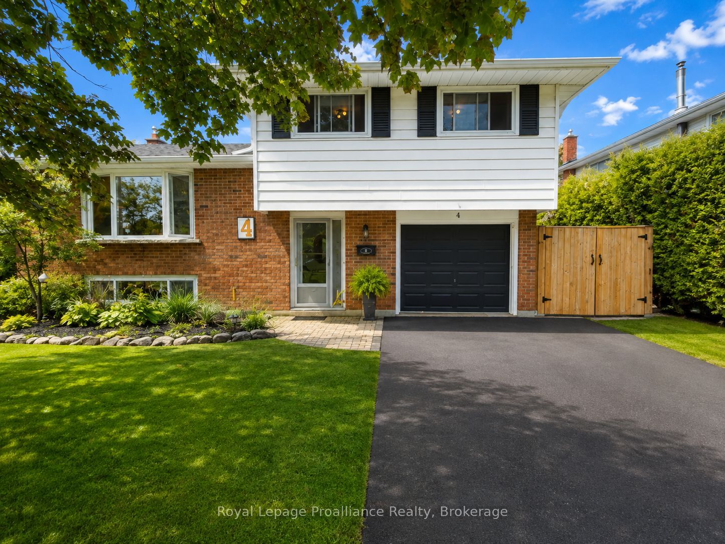 4 Richmond Grove Property Photo 2