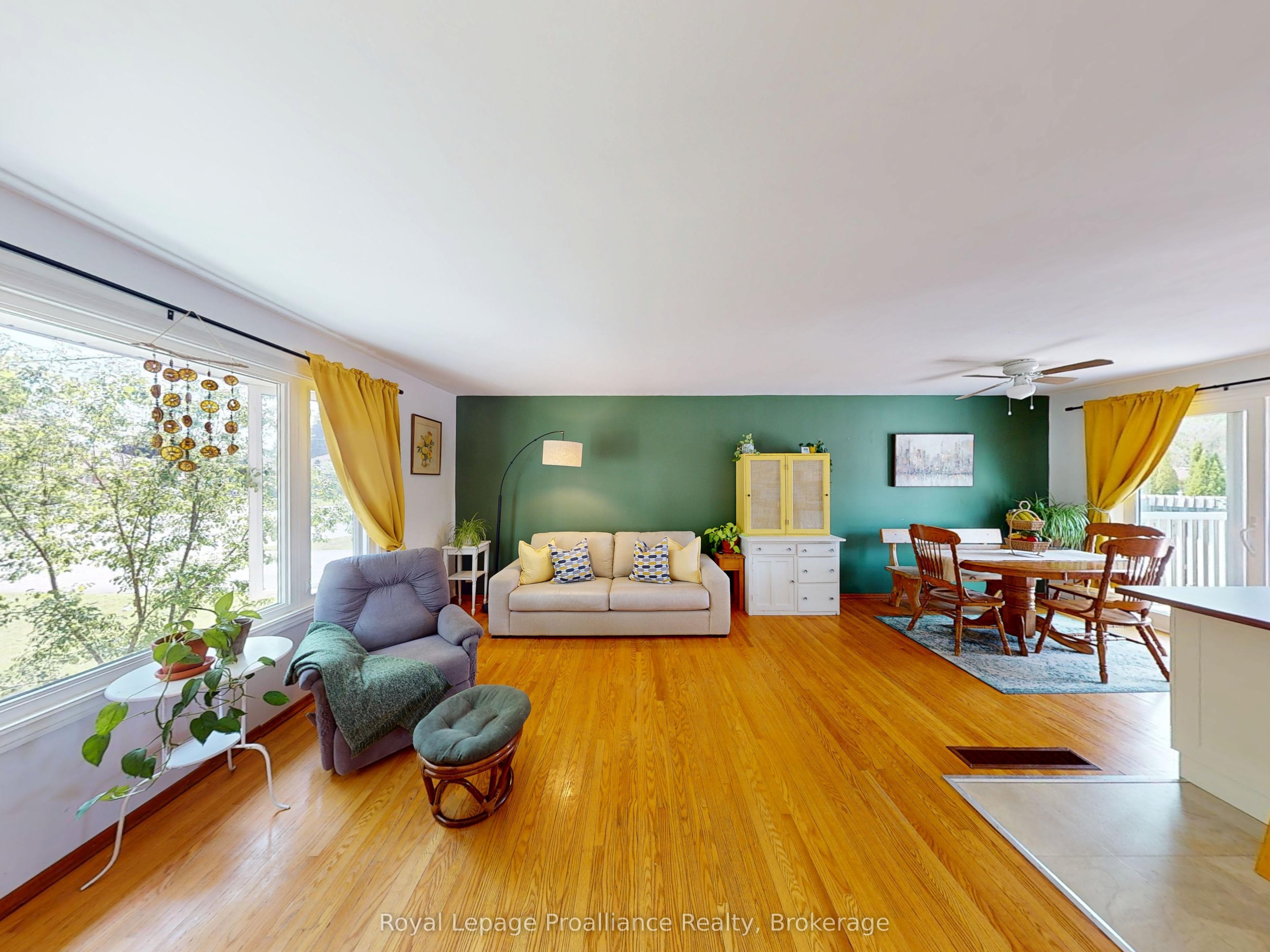 4 Richmond Grove Property Photo 4