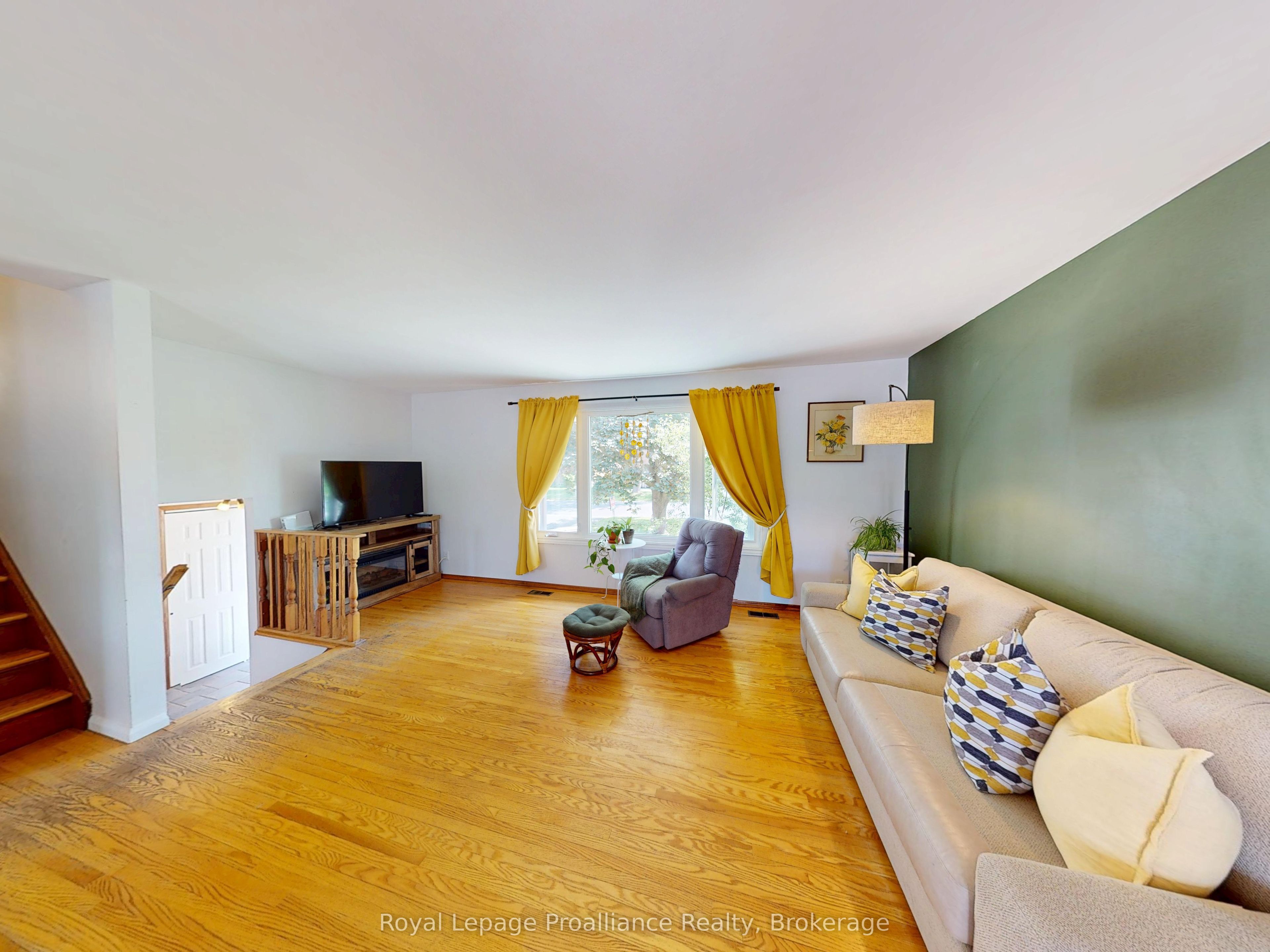 4 Richmond Grove Property Photo 11