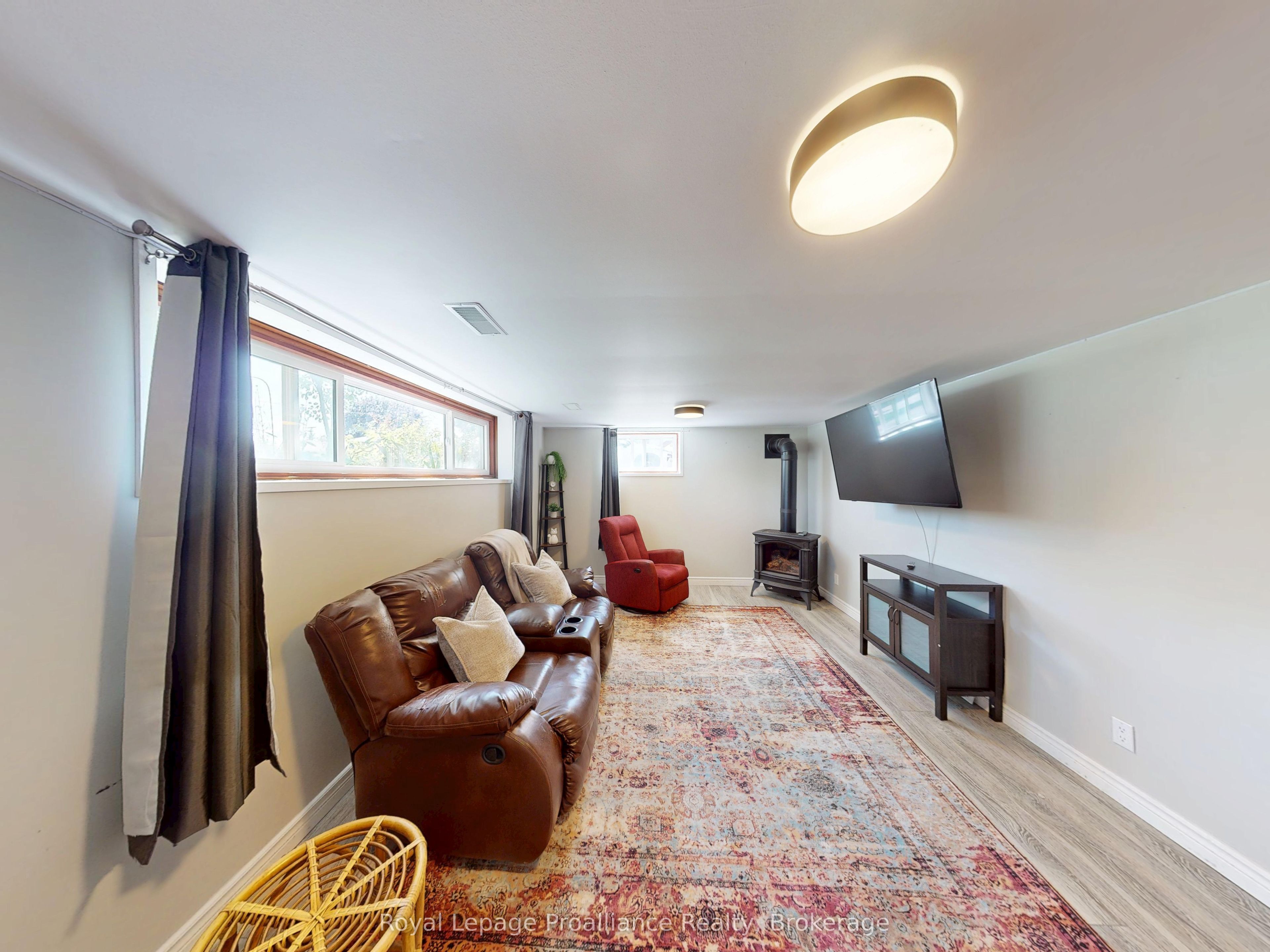 4 Richmond Grove Property Photo 23