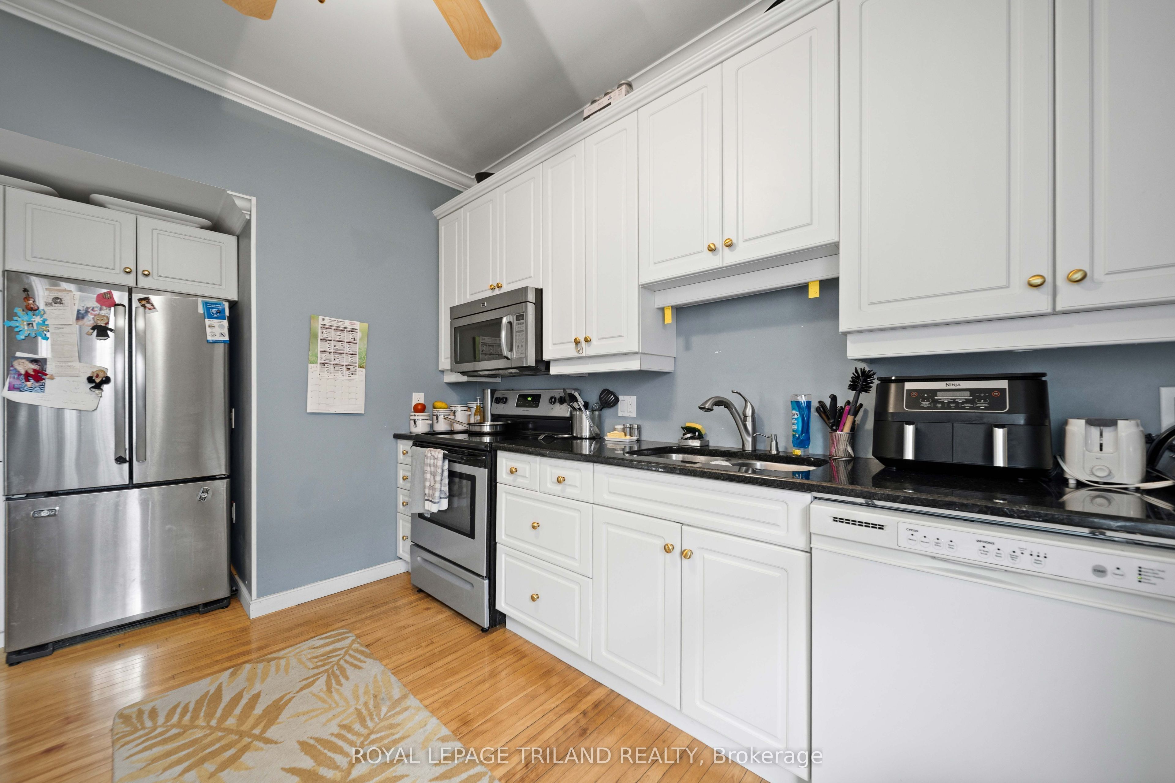 98 Central Avenue Property Photo 12