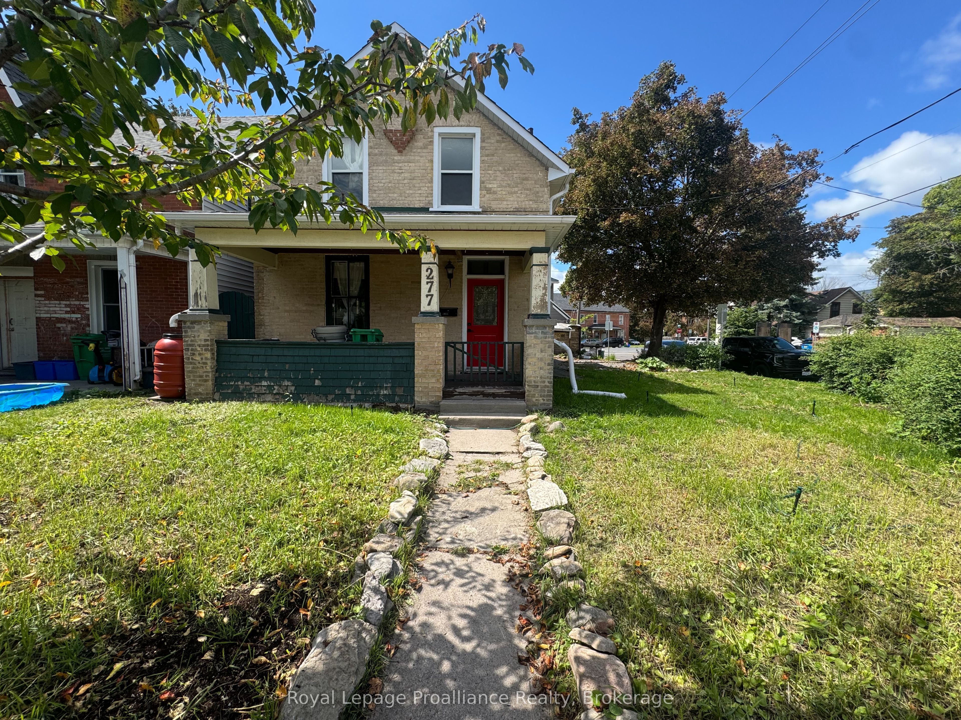 277 Reid Street Property Photo 2