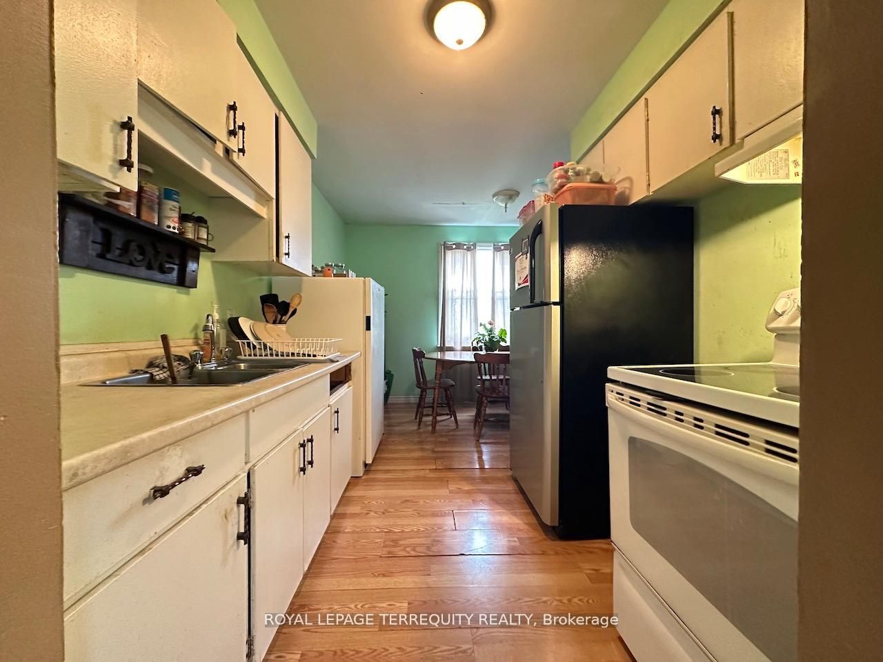 16 Orchard Place Property Photo 7