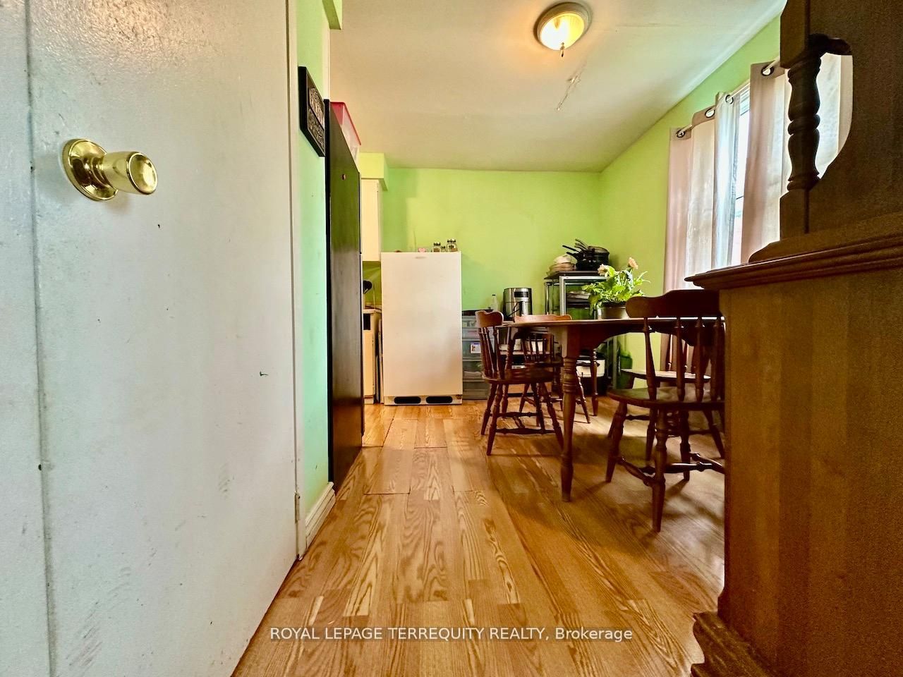 16 Orchard Place Property Photo 8