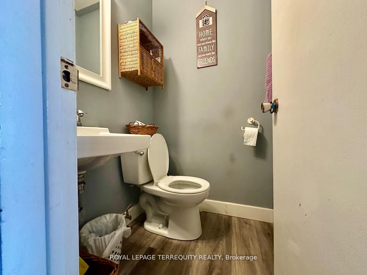 16 Orchard Place Property Photo 9