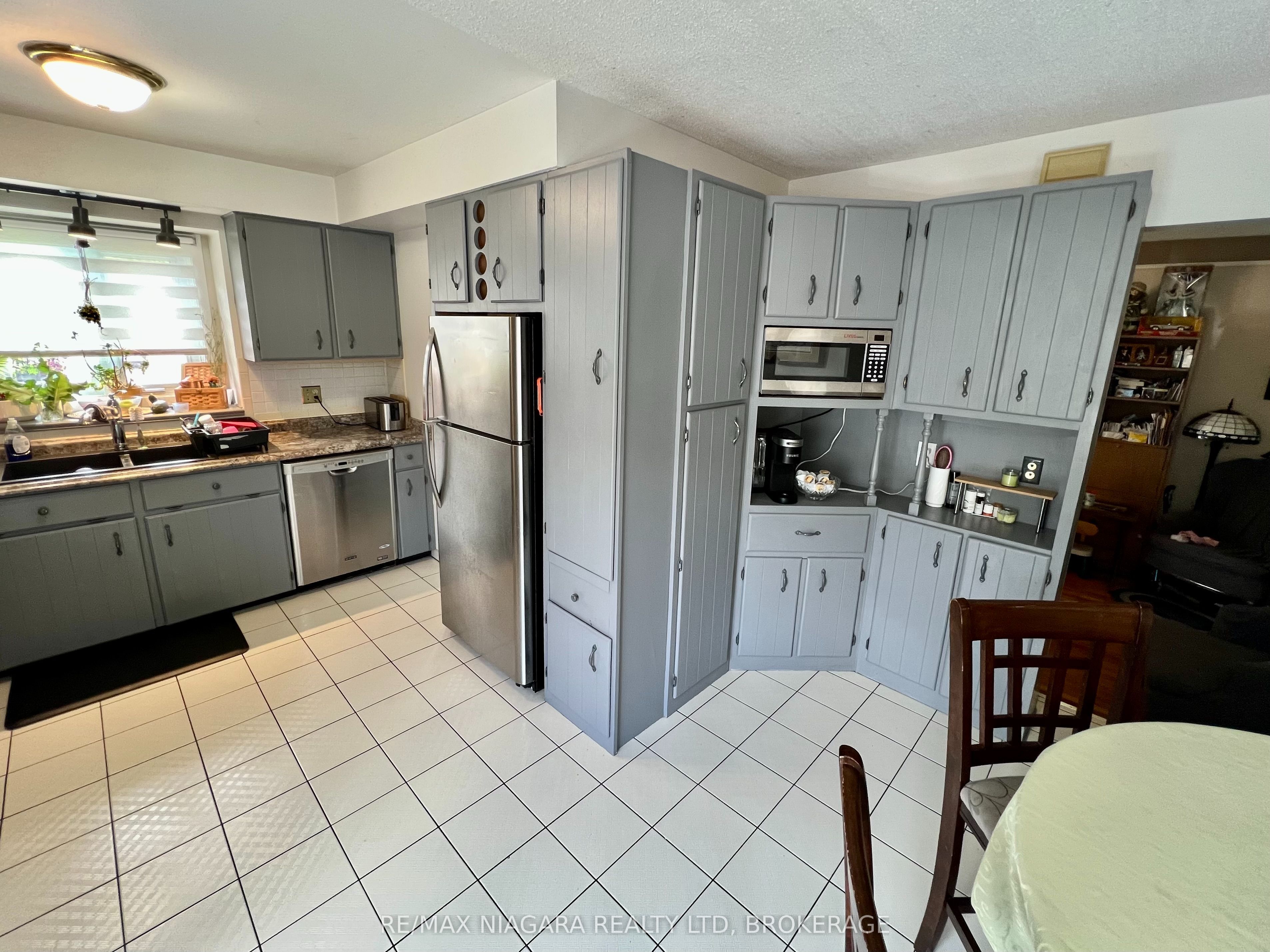 6196 Kirkland Drive Property Photo 10