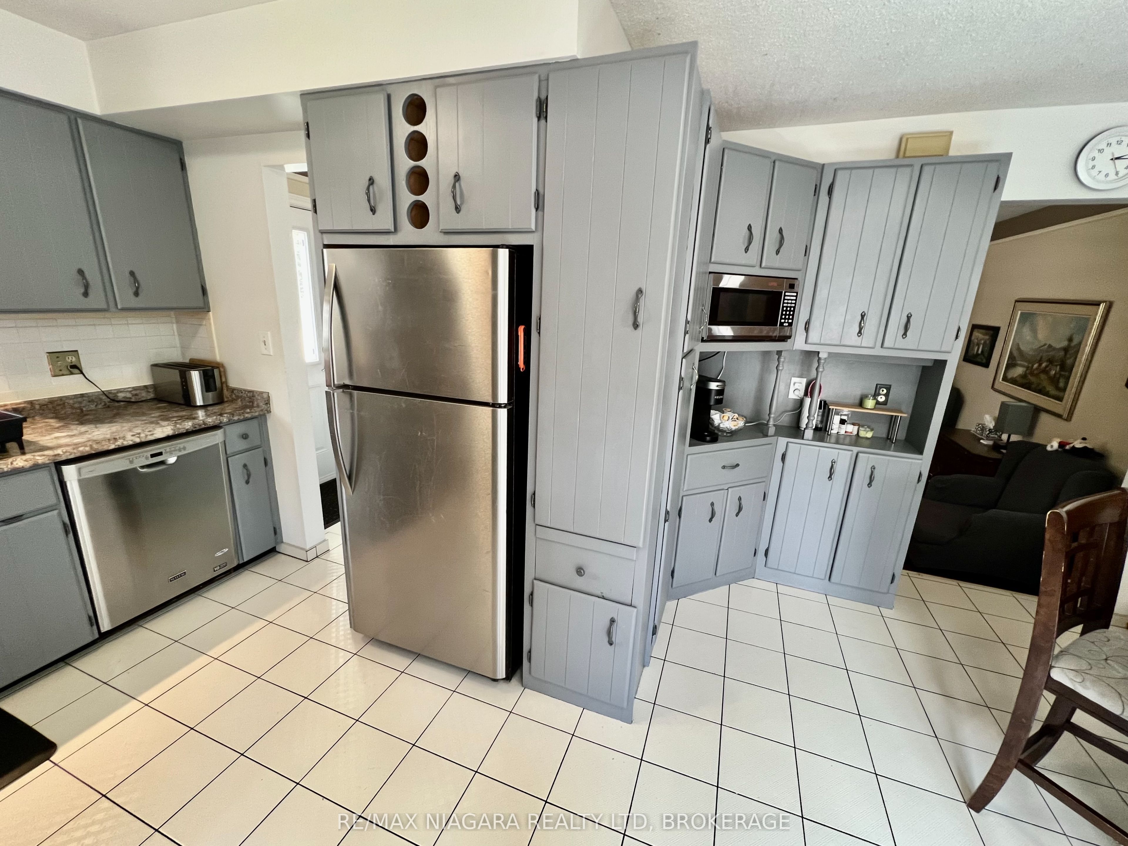 6196 Kirkland Drive Property Photo 11