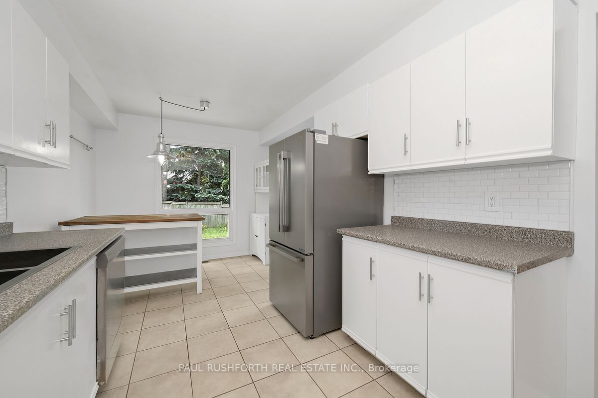 244 Huntersfield Drive Property Photo 11