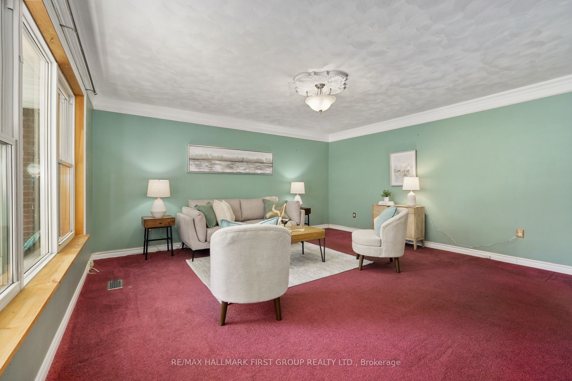 21 Gardiner Crescent Property Photo 7