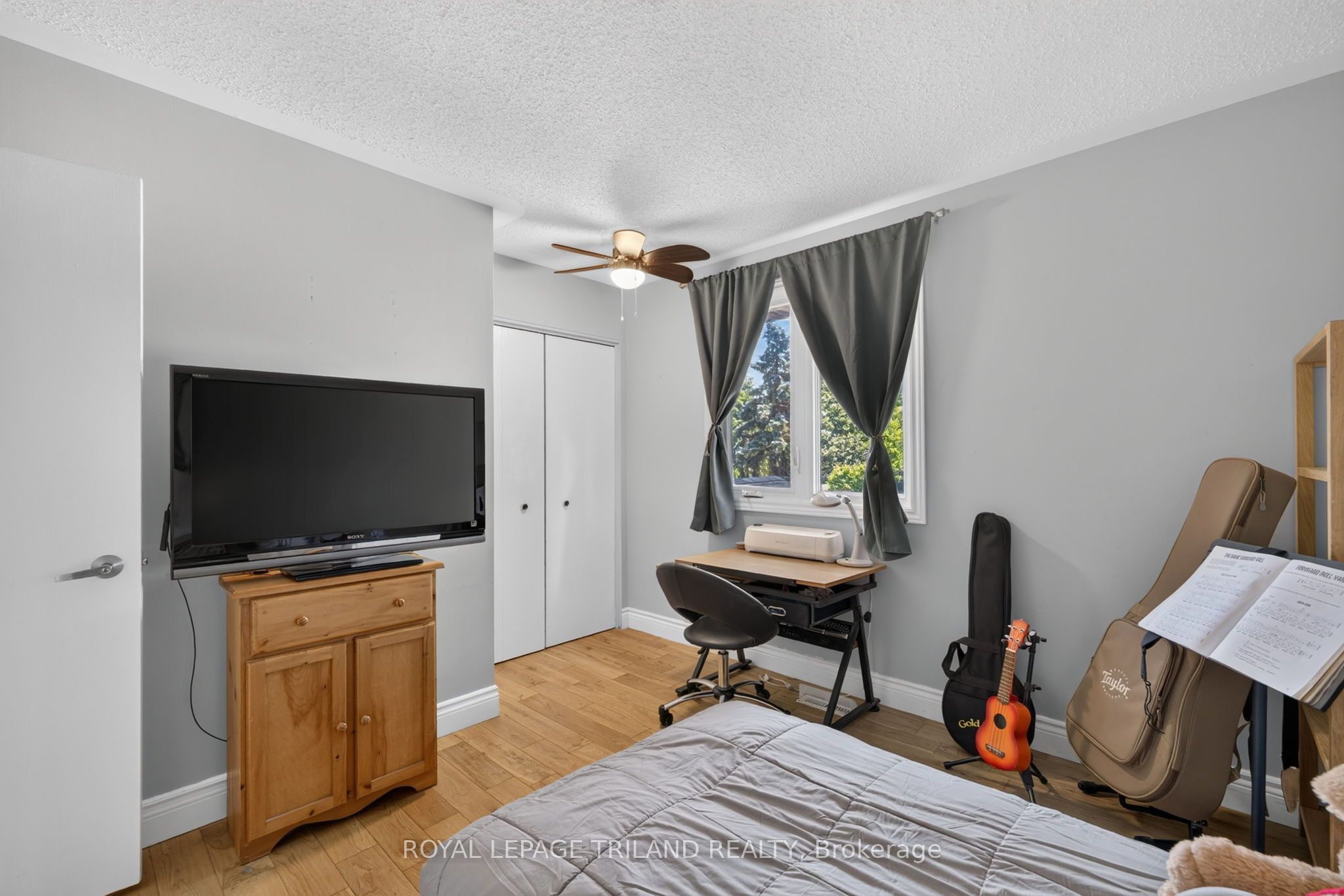 1077 Mahogany Crescent Property Photo 27