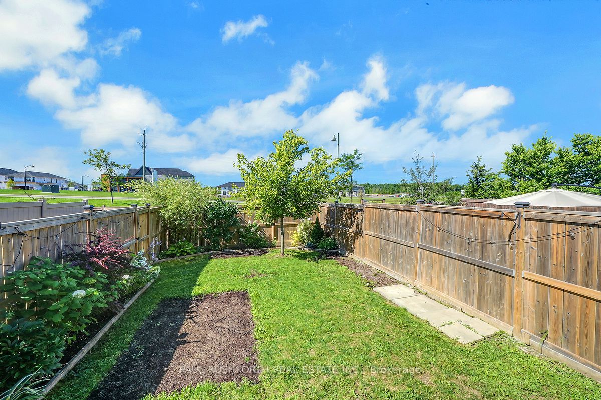14 Riddell Street Property Photo 23