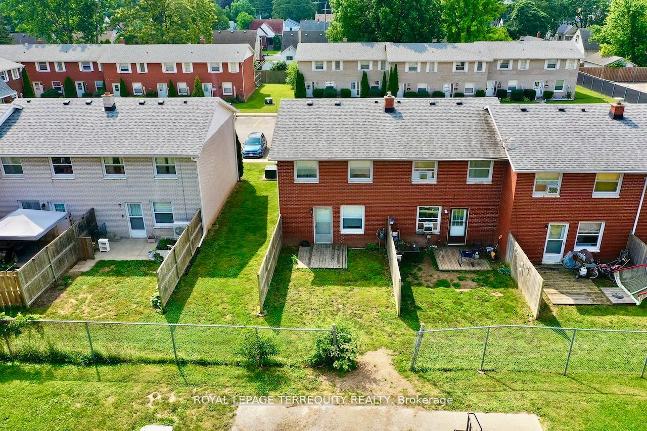 35 Orchard Place Property Photo 18