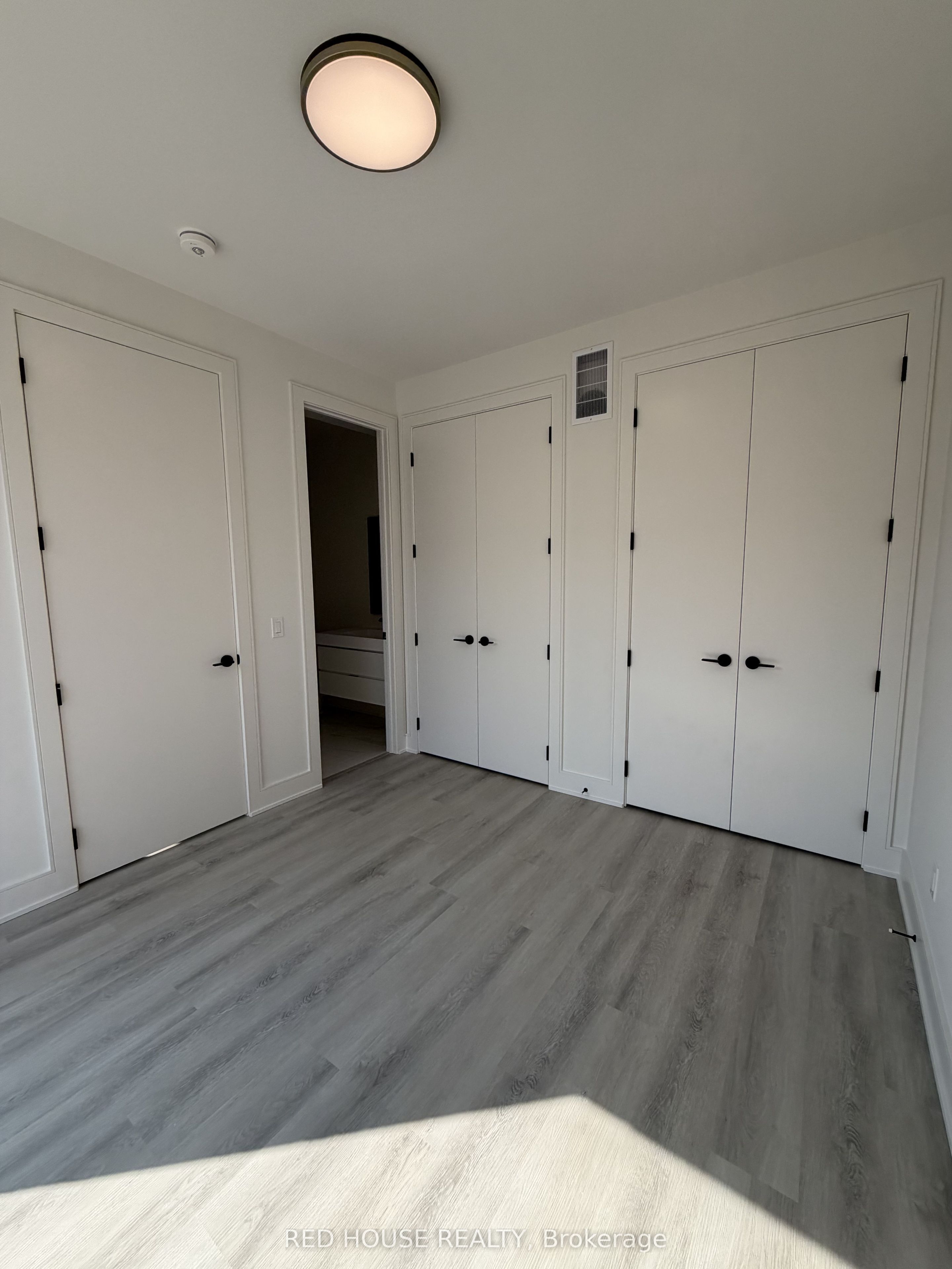 75 Everett Common Property Photo 15