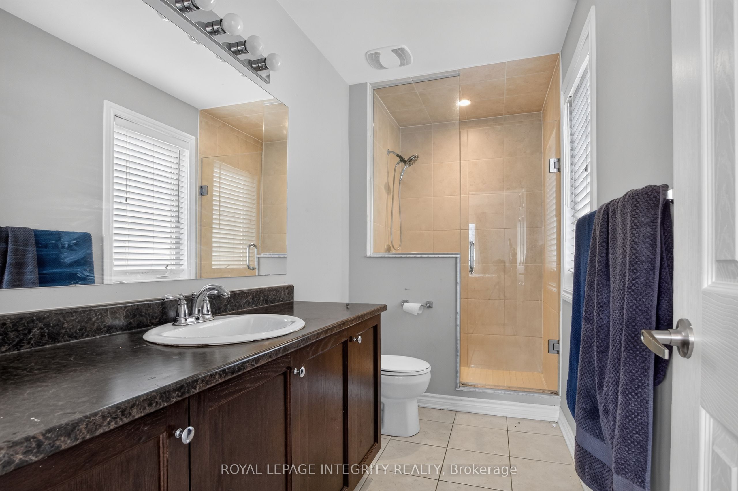 414 Meadowhawk Crescent Property Photo 19