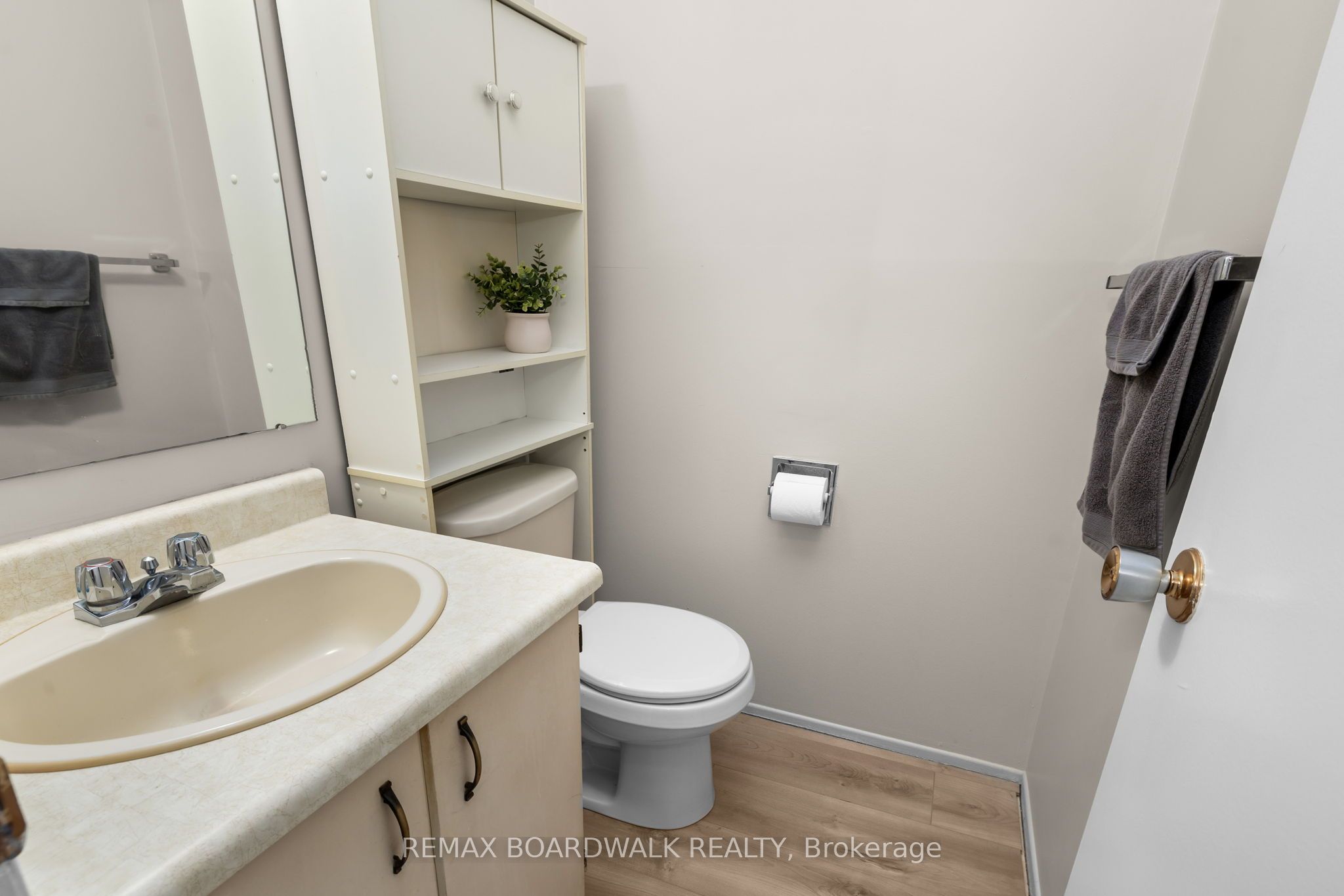 52 Baneberry Crescent Property Photo 15