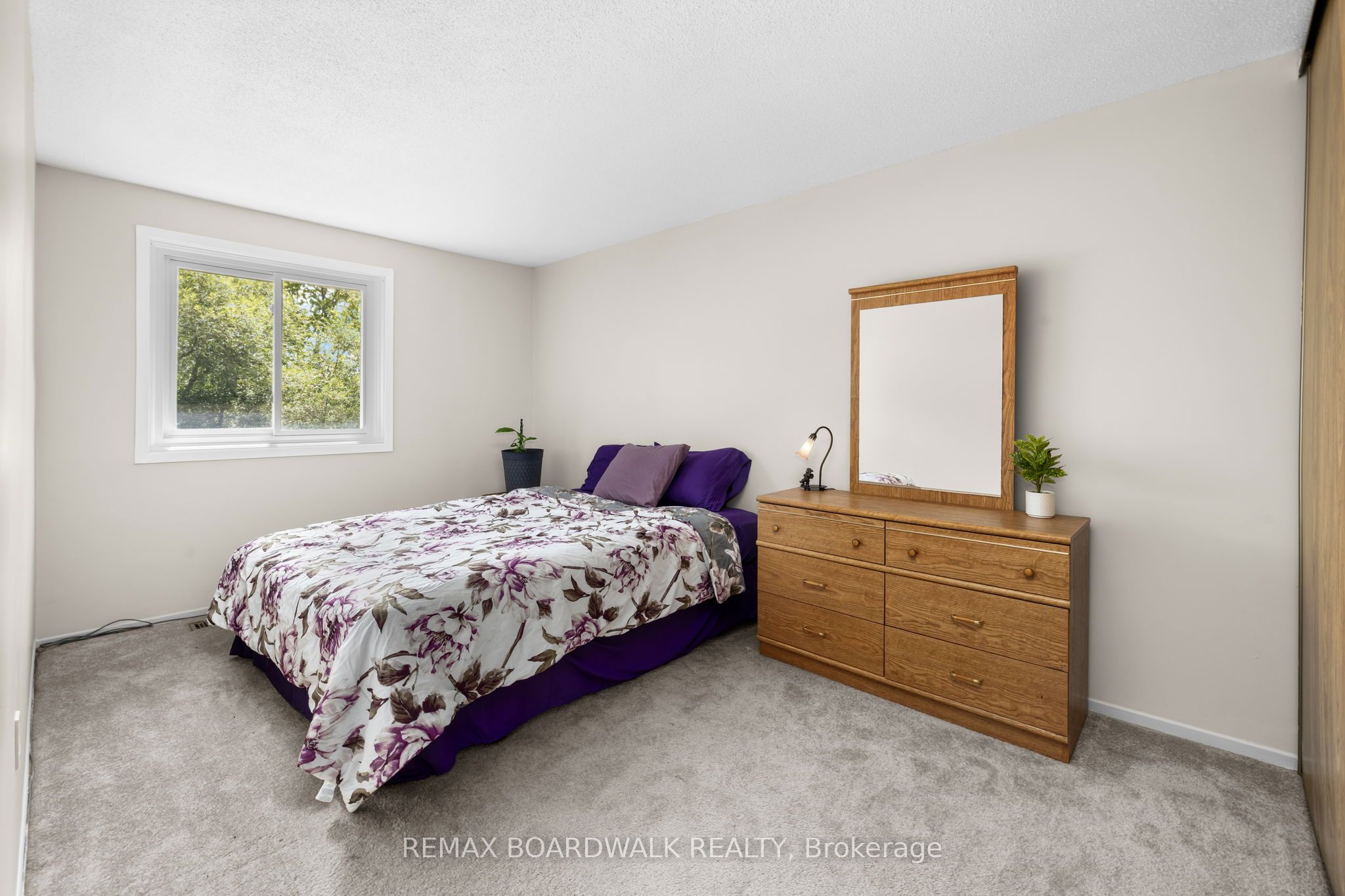 52 Baneberry Crescent Property Photo 21