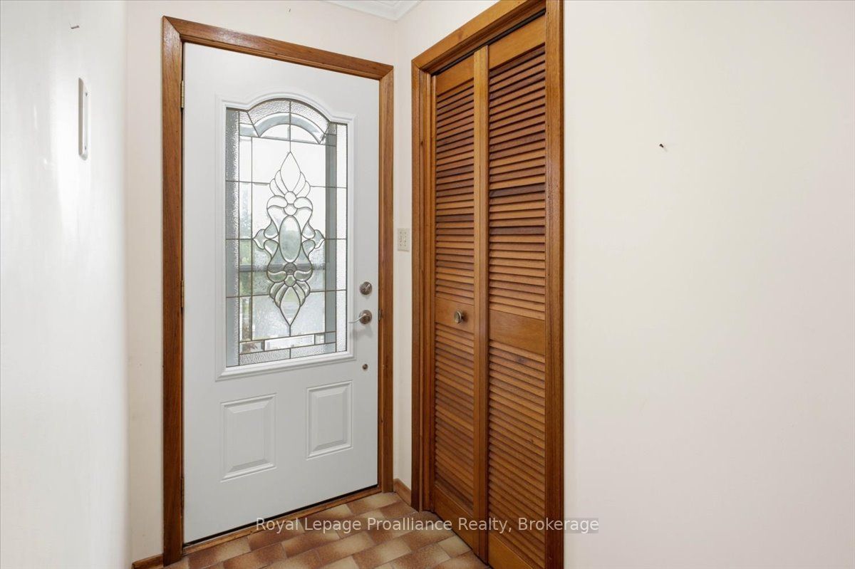 68 Riverside Parkway Property Photo 5