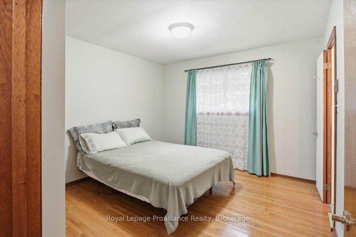 68 Riverside Parkway Property Photo 22