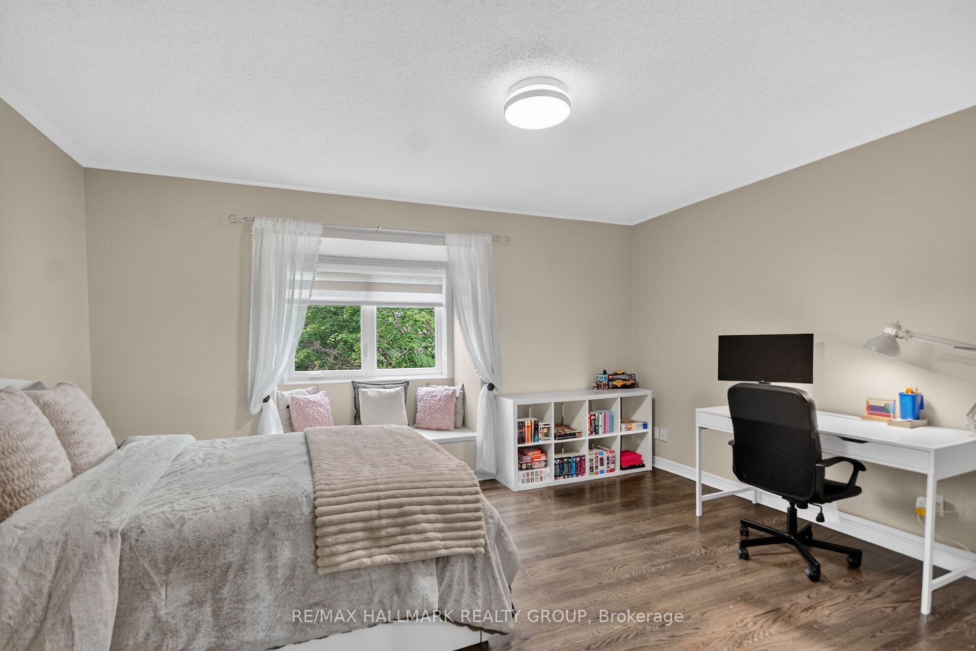 185 Knudson Drive Property Photo 29