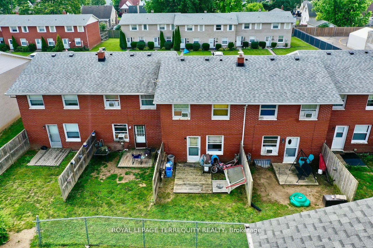 39 Orchard Place Property Photo 8