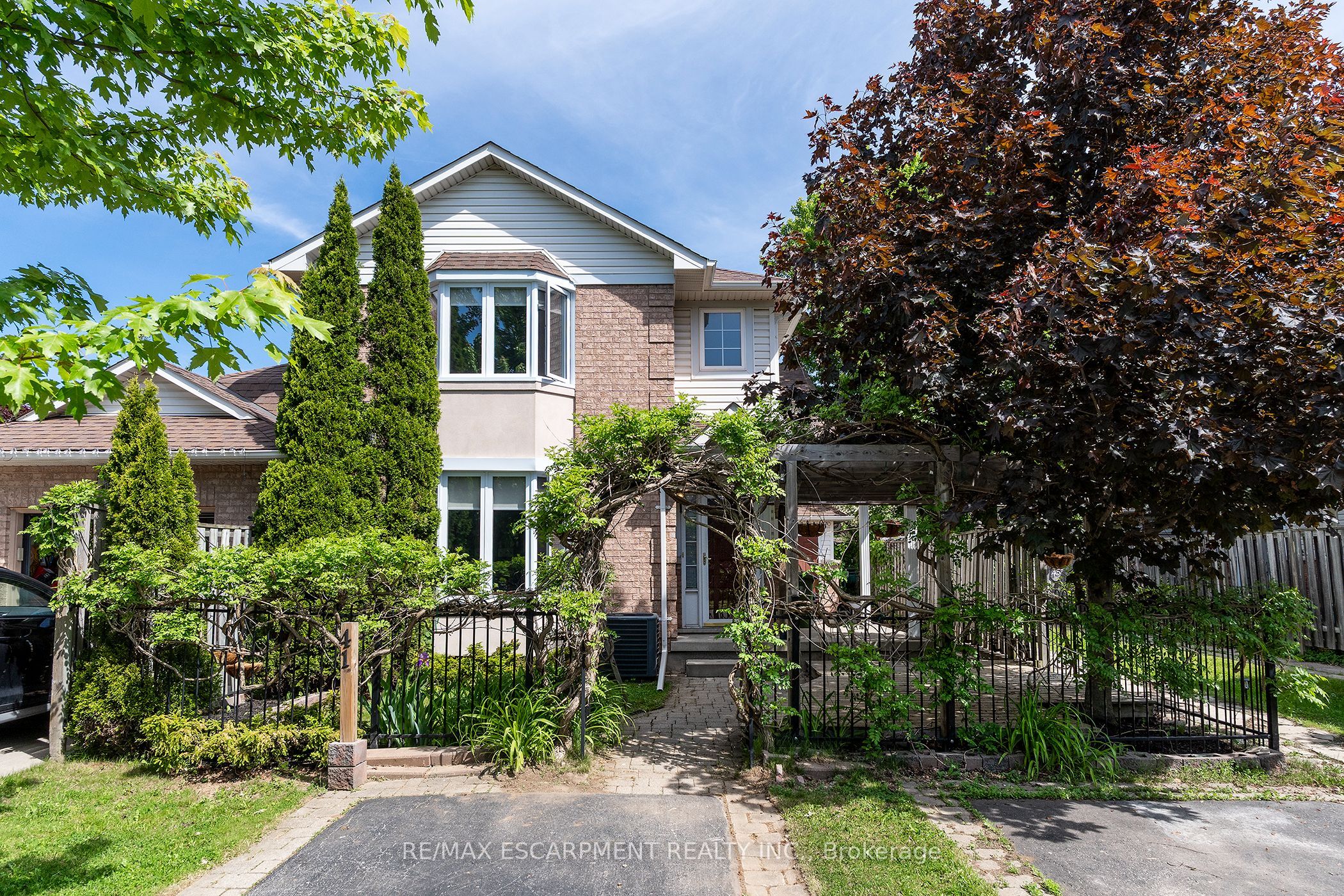 41 Valridge Drive Property Photo 1