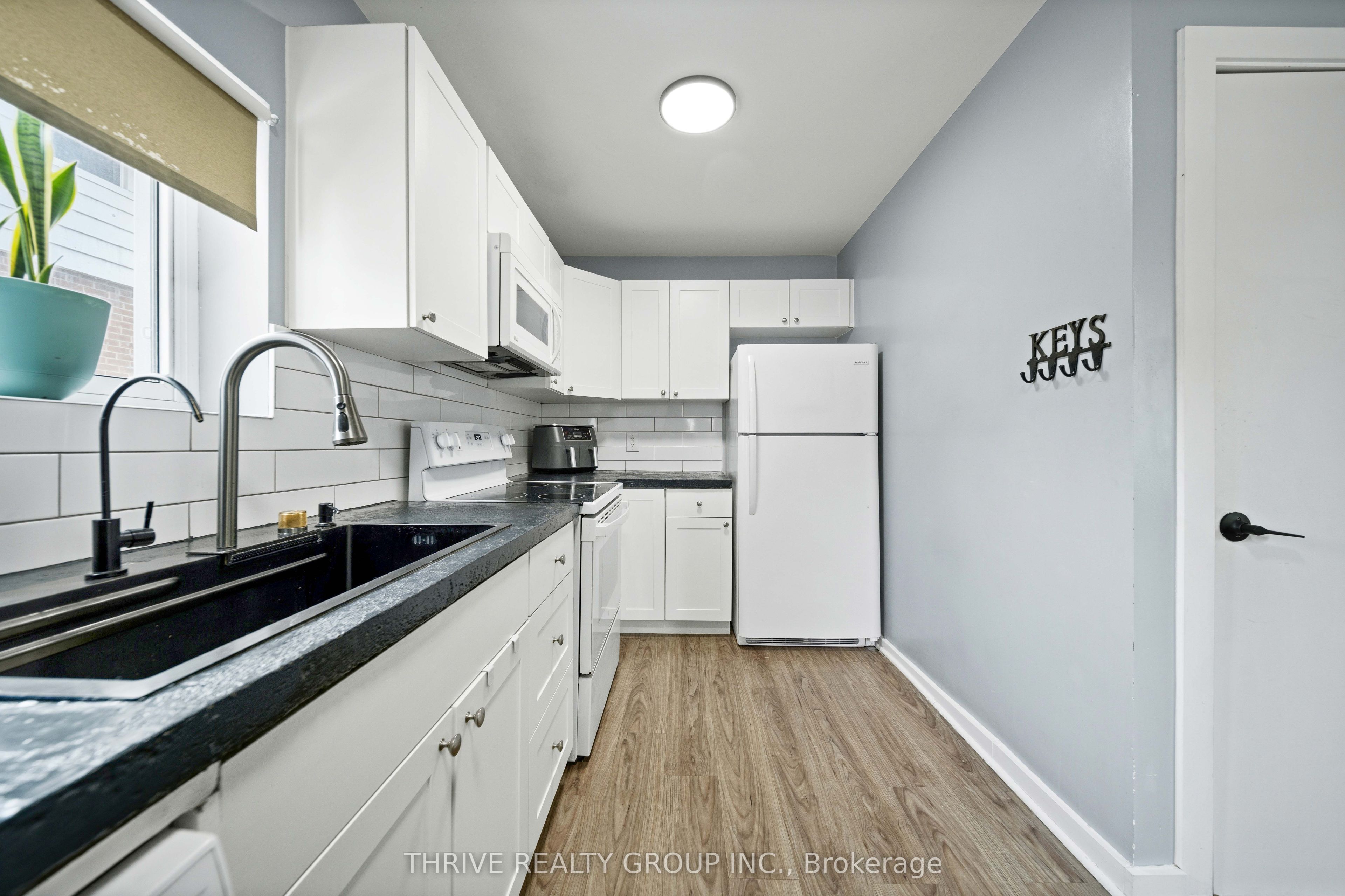 37 Mincing Lane Property Photo 14