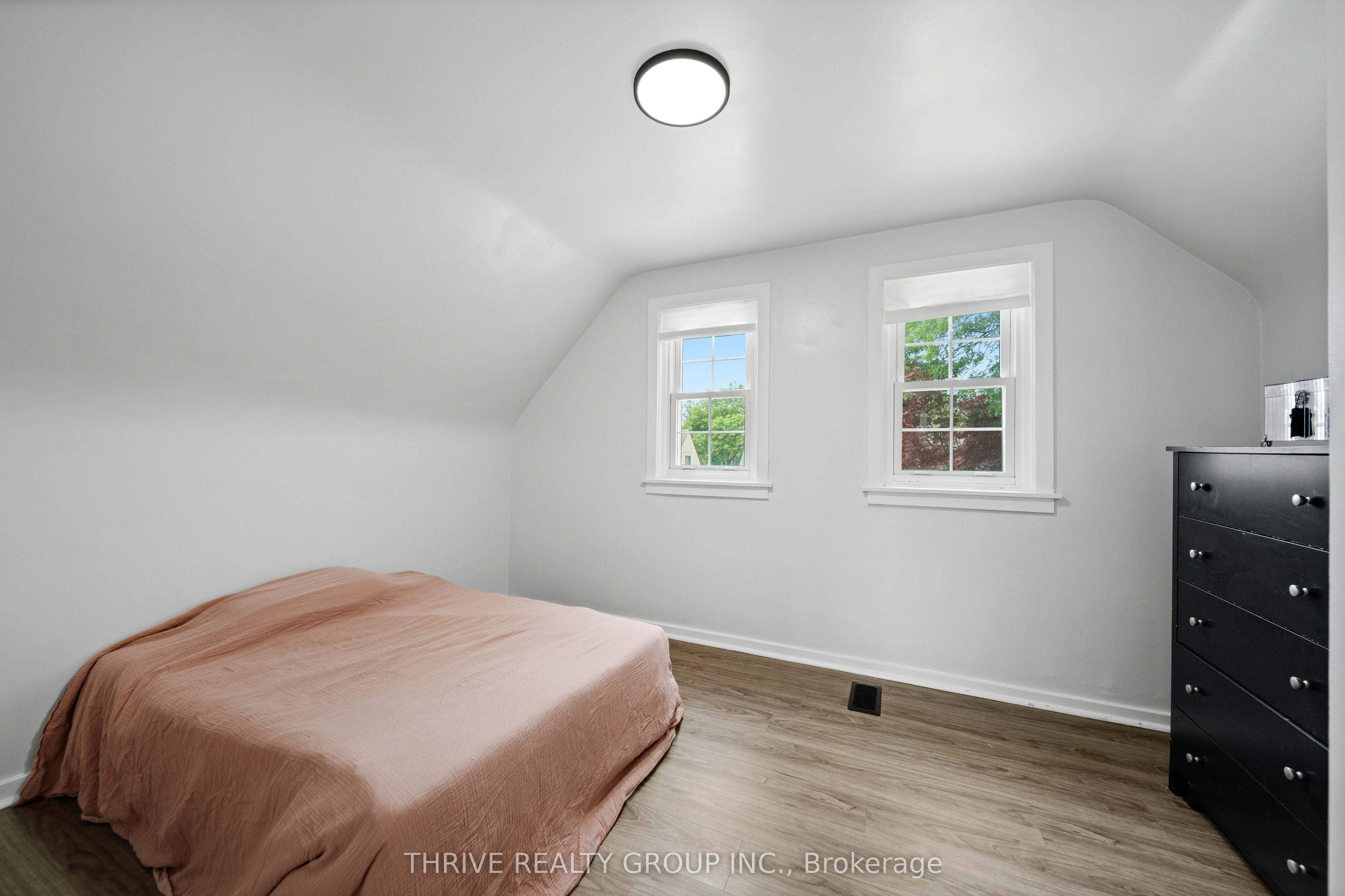 37 Mincing Lane Property Photo 23