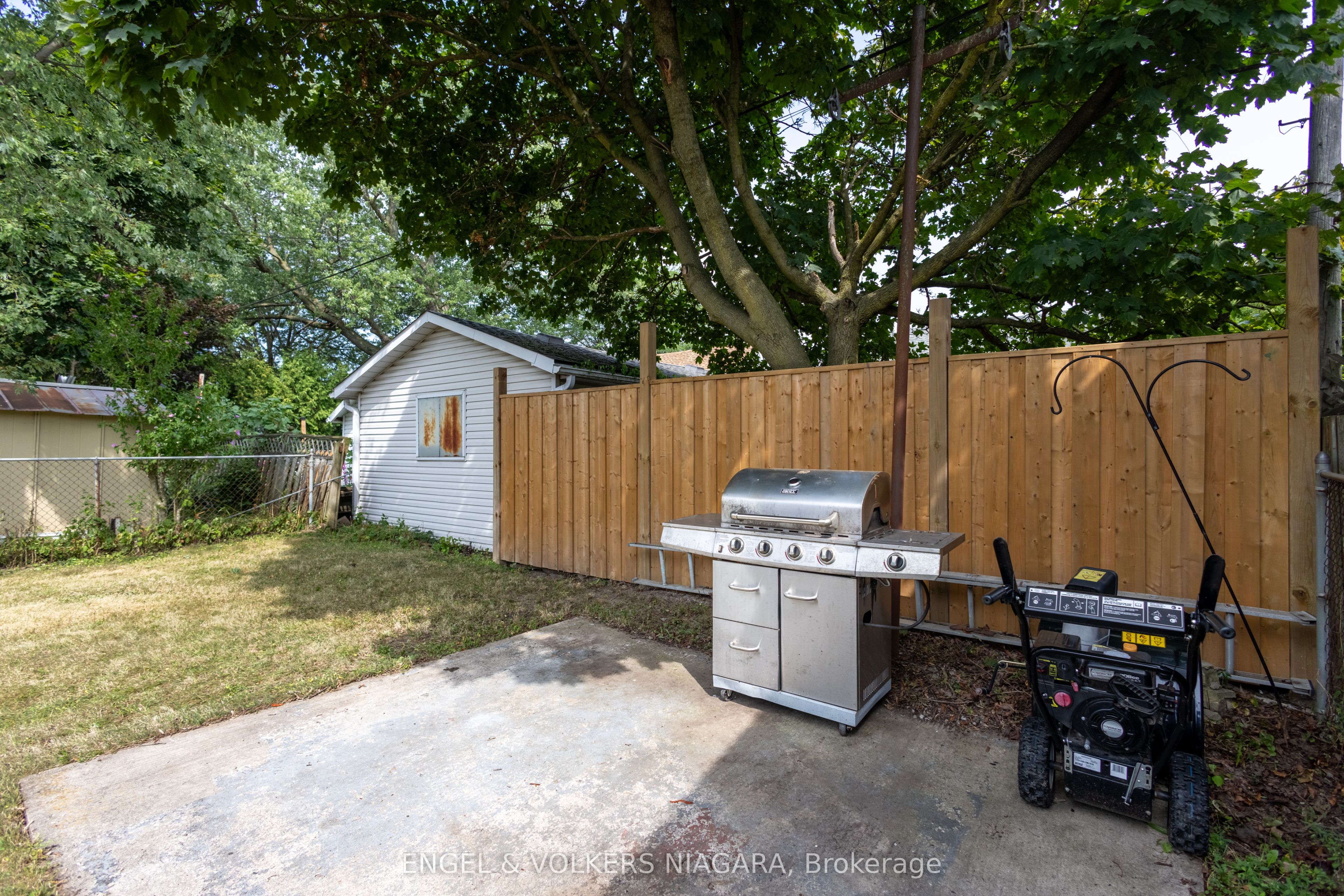 61 Hamilton Street Property Photo 2