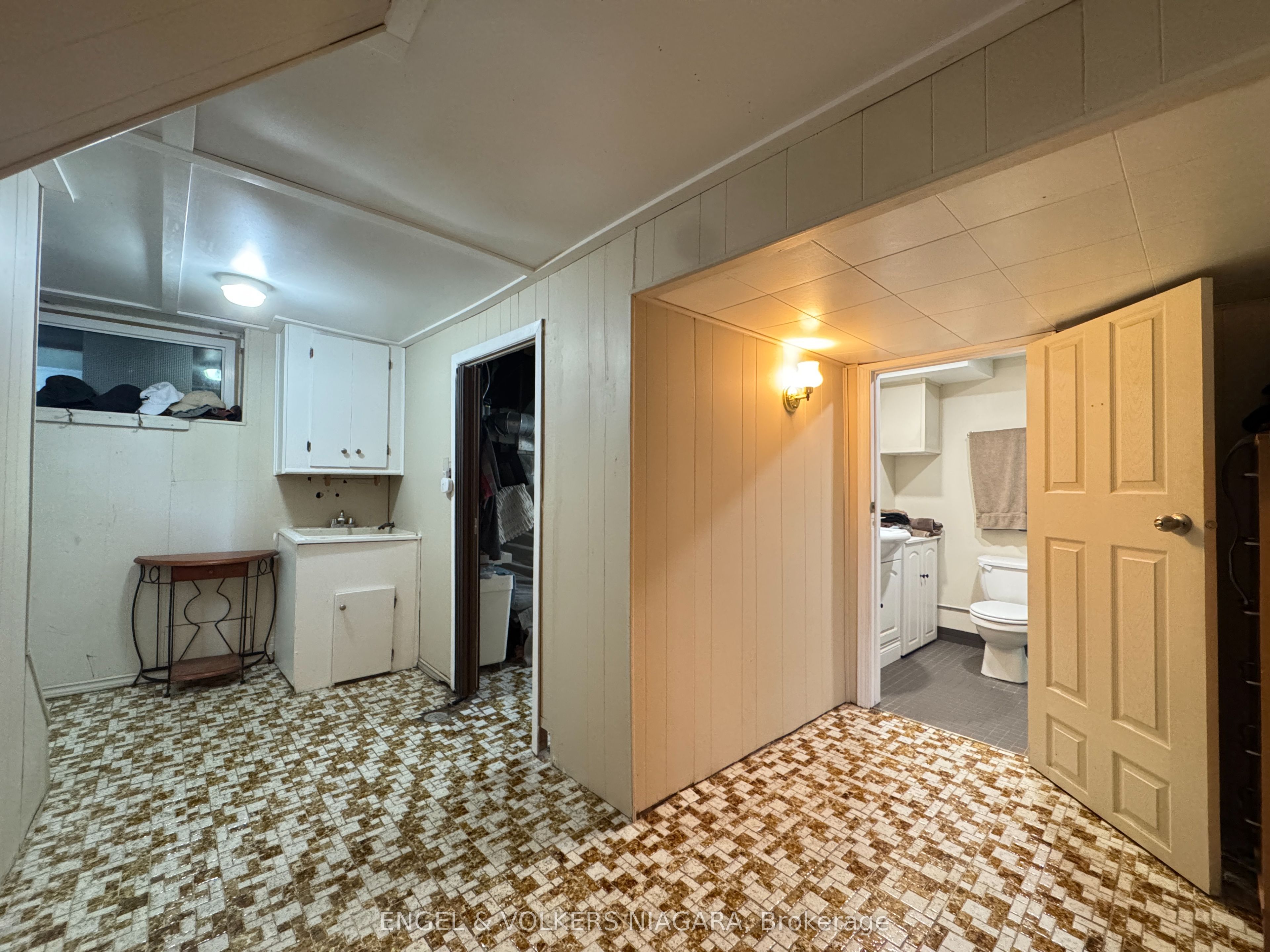 61 Hamilton Street Property Photo 29