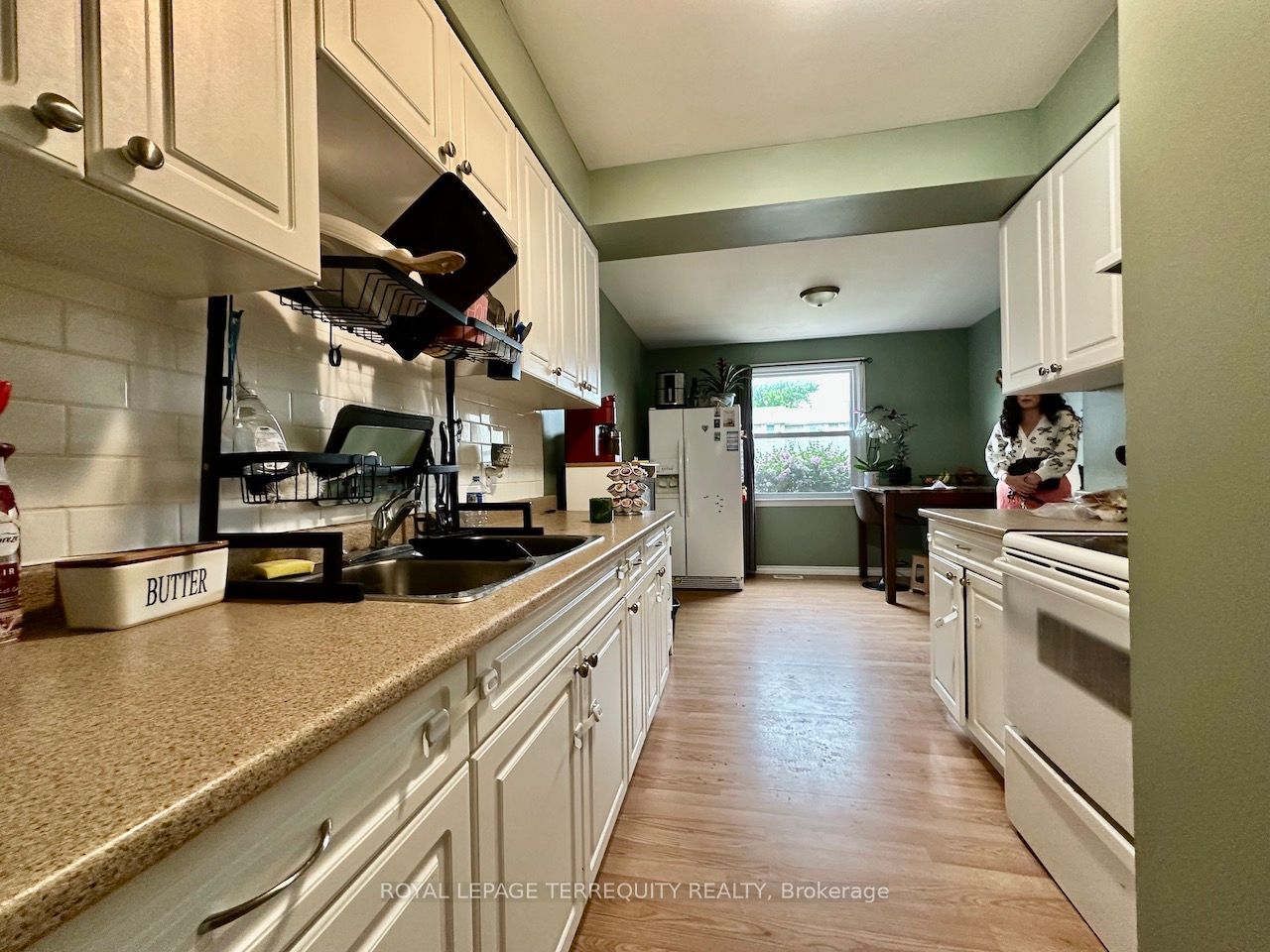 41 Orchard Place Property Photo 6