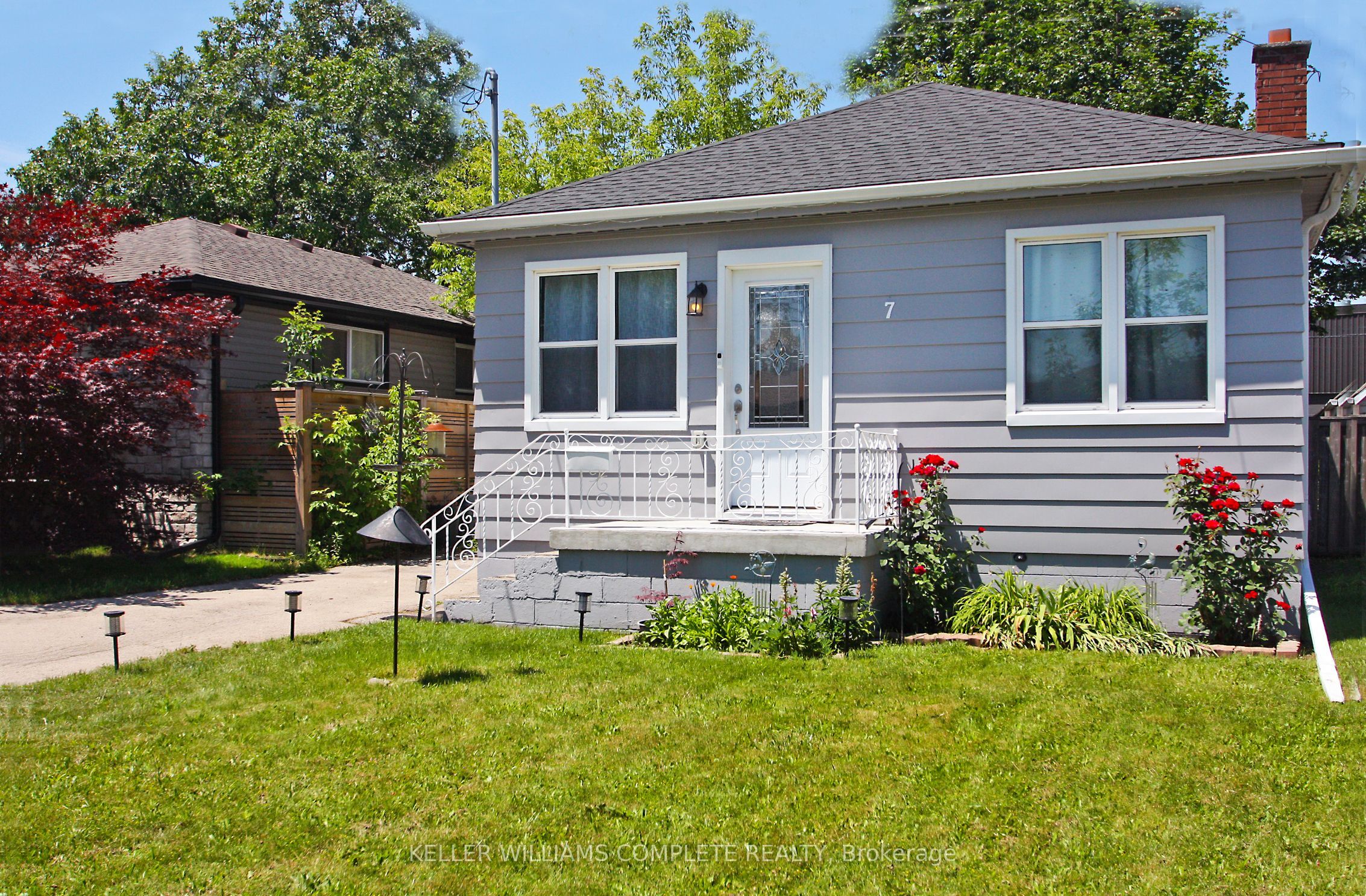 7 Lampton Place Property Photo 2