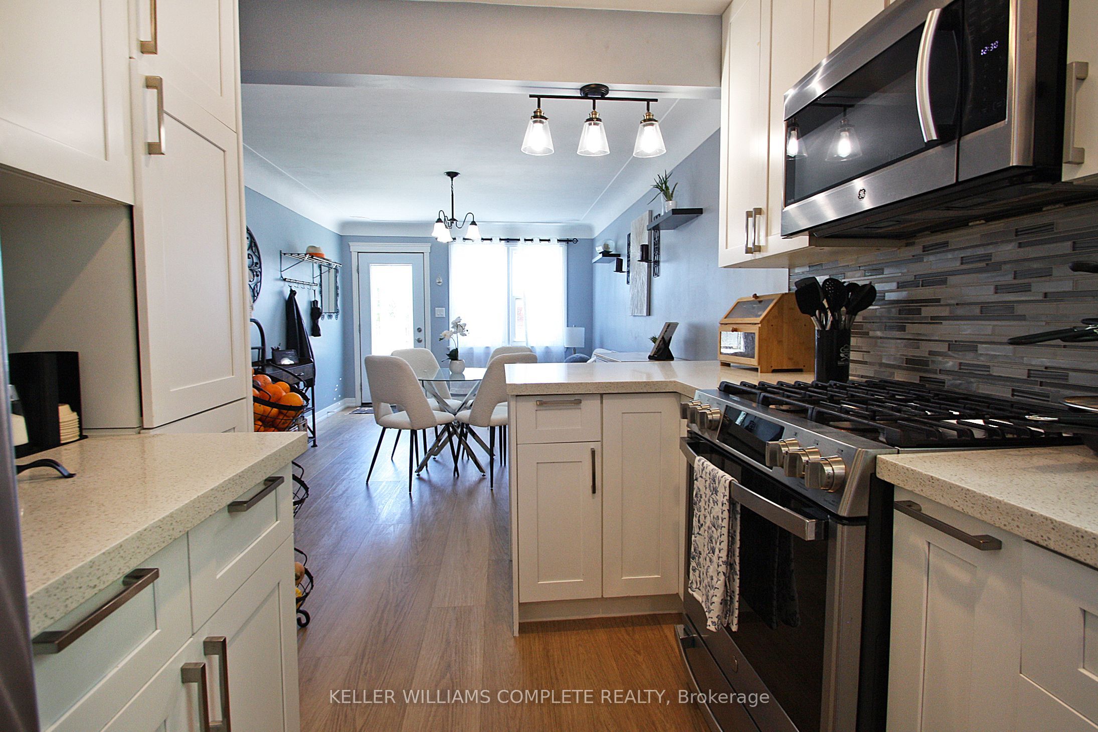 7 Lampton Place Property Photo 9