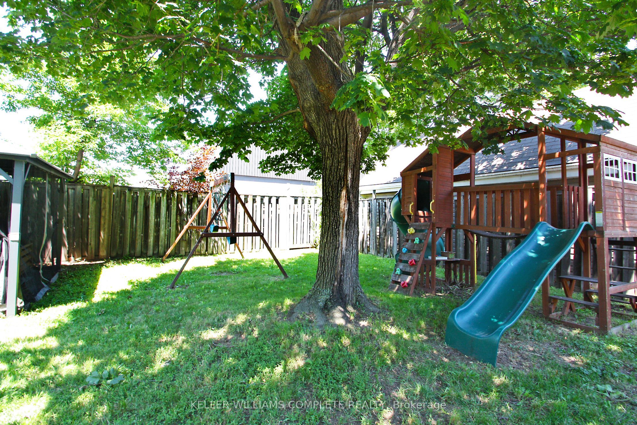 7 Lampton Place Property Photo 31