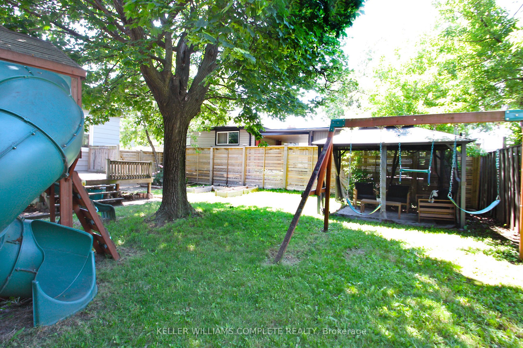 7 Lampton Place Property Photo 33