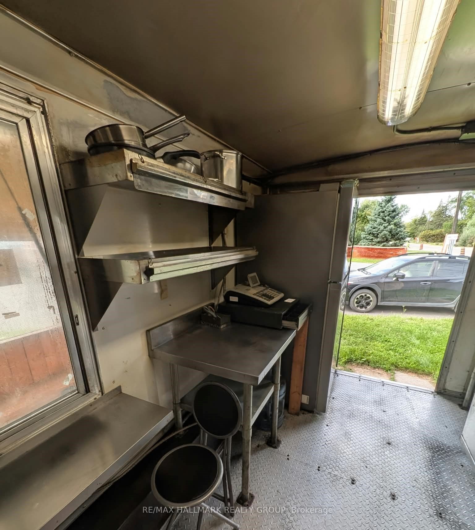 4100 Albion Road W 8 Property Photo 10