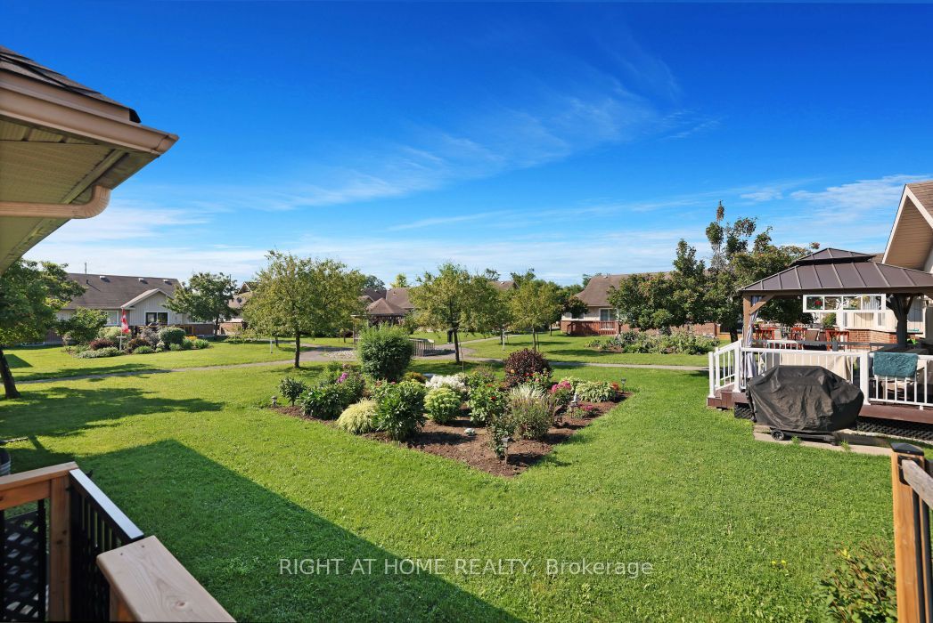 527 Pumpkin Patch Private Property Photo 32
