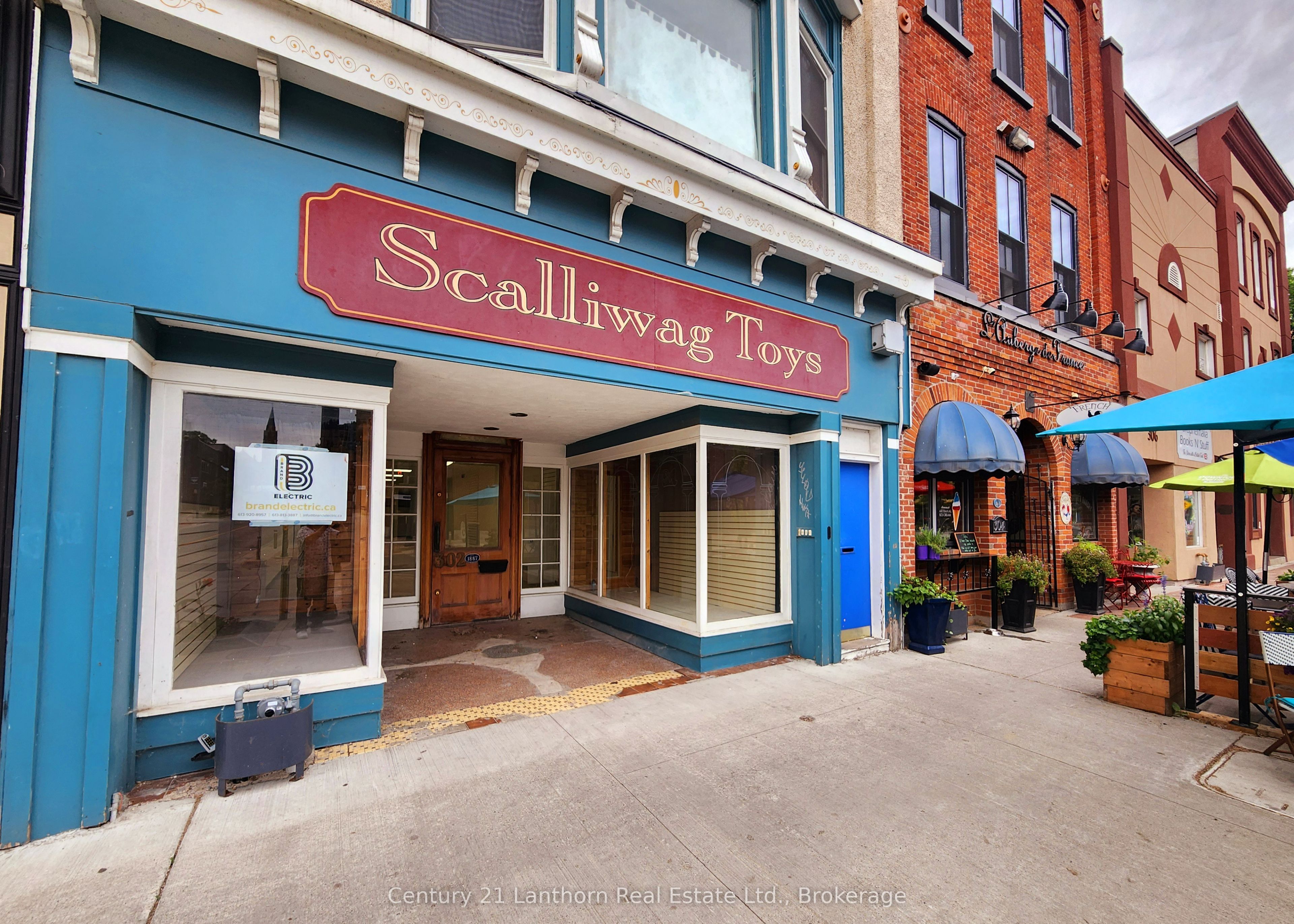302 Front Street 1 Property Photo 1