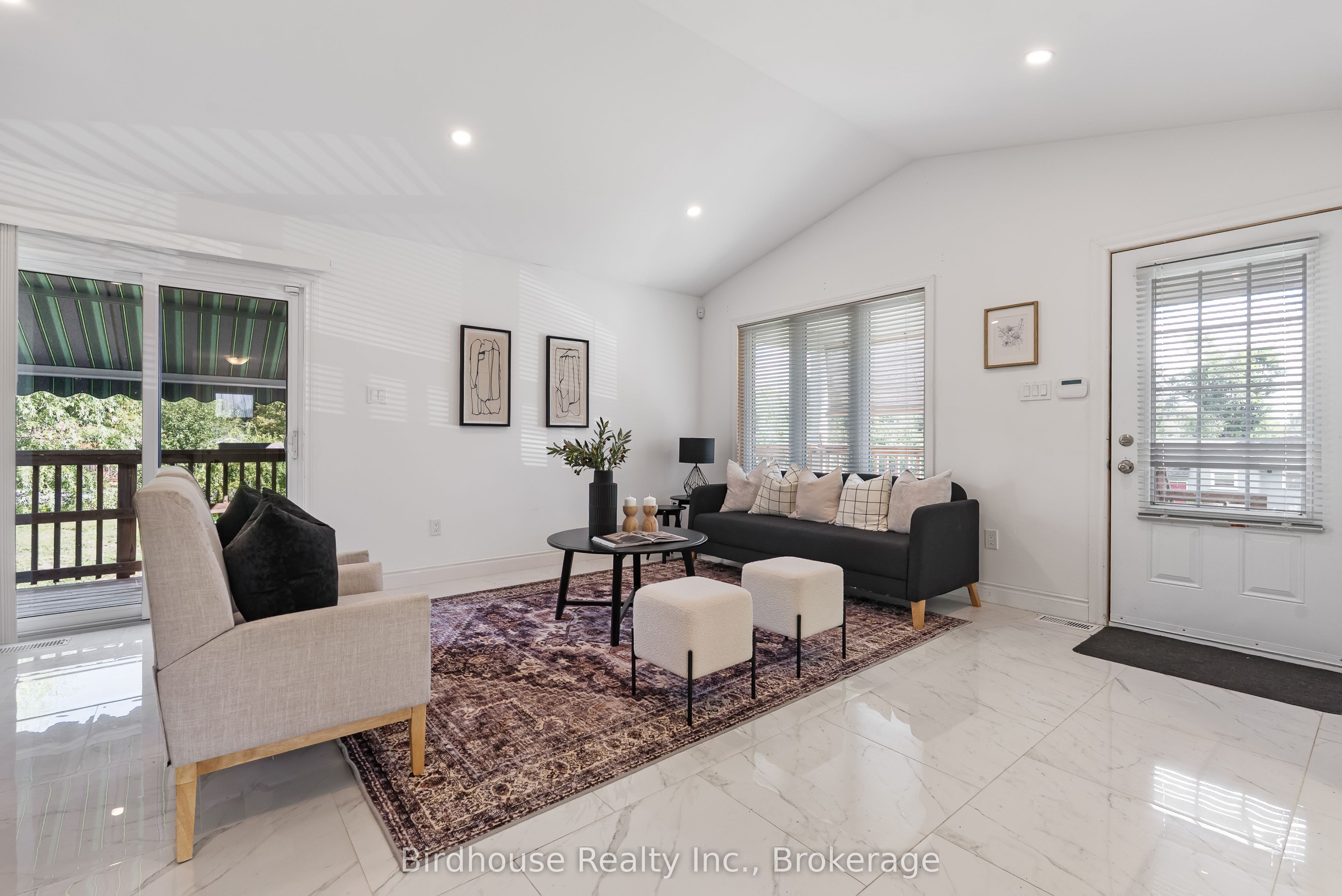 223 Crosby Drive Property Photo 6