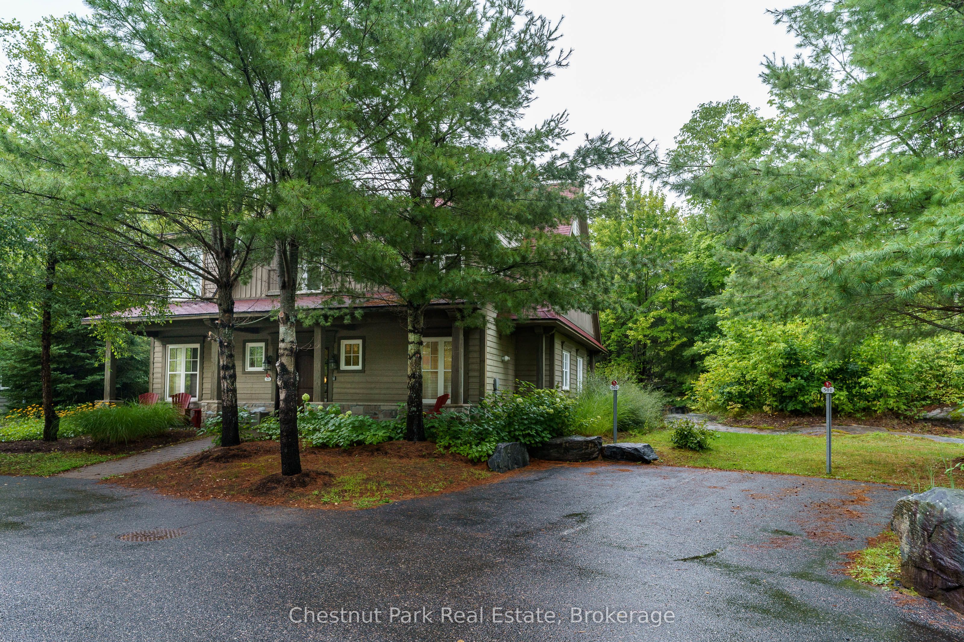 501 Glen Abbey Way E Property Photo 1
