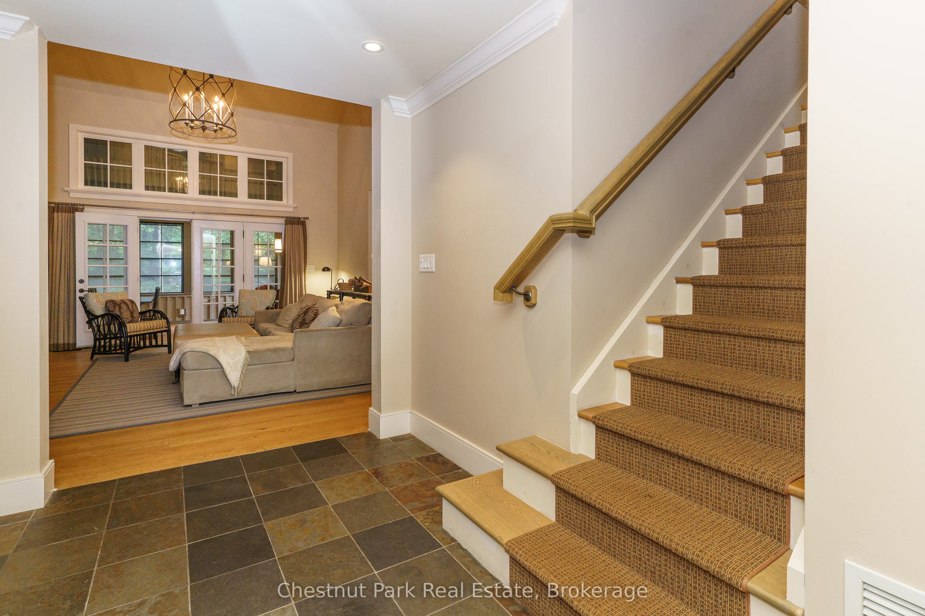 501 Glen Abbey Way E Property Photo 25