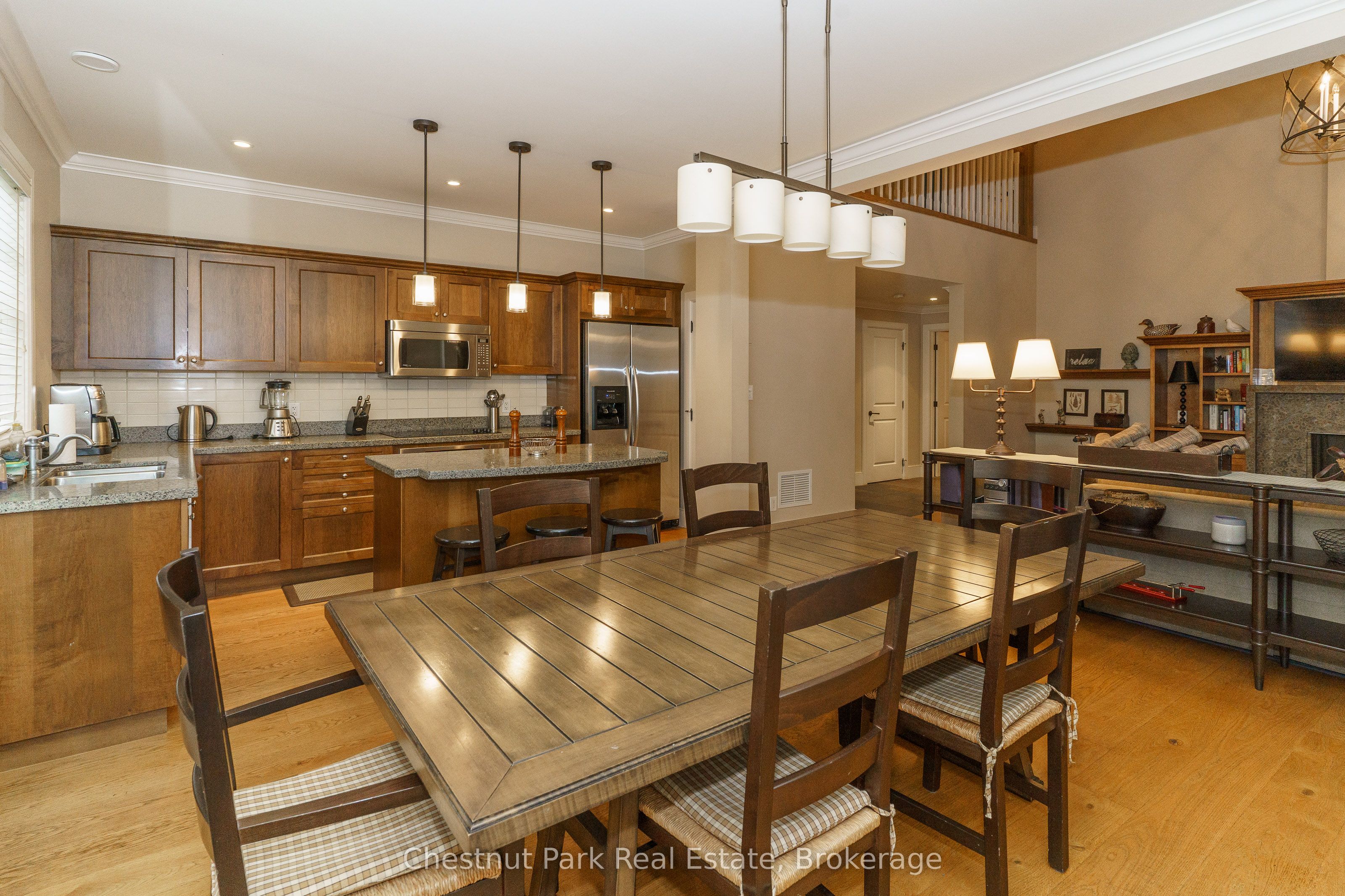 501 Glen Abbey Way E Property Photo 31