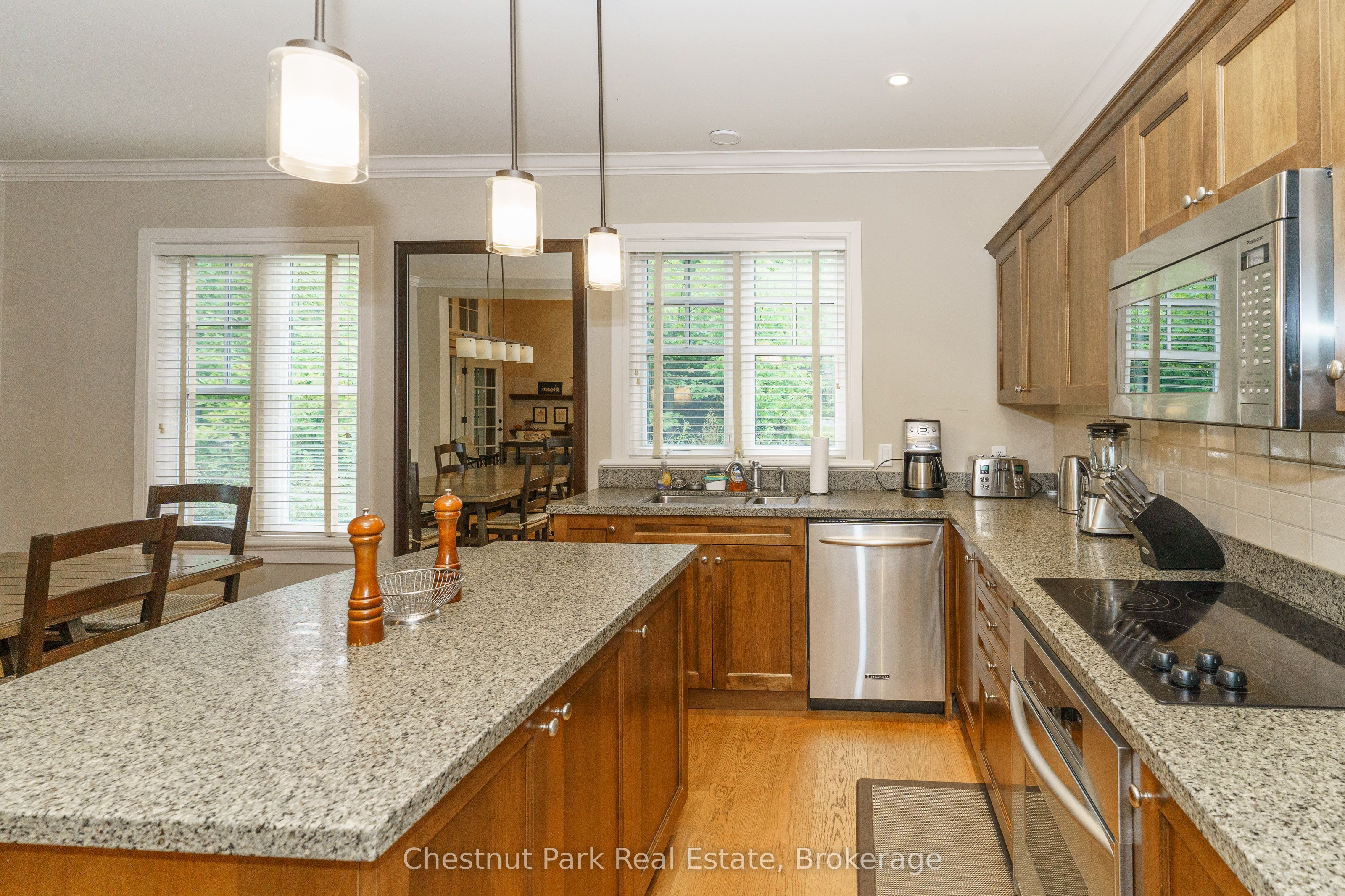 501 Glen Abbey Way E Property Photo 33
