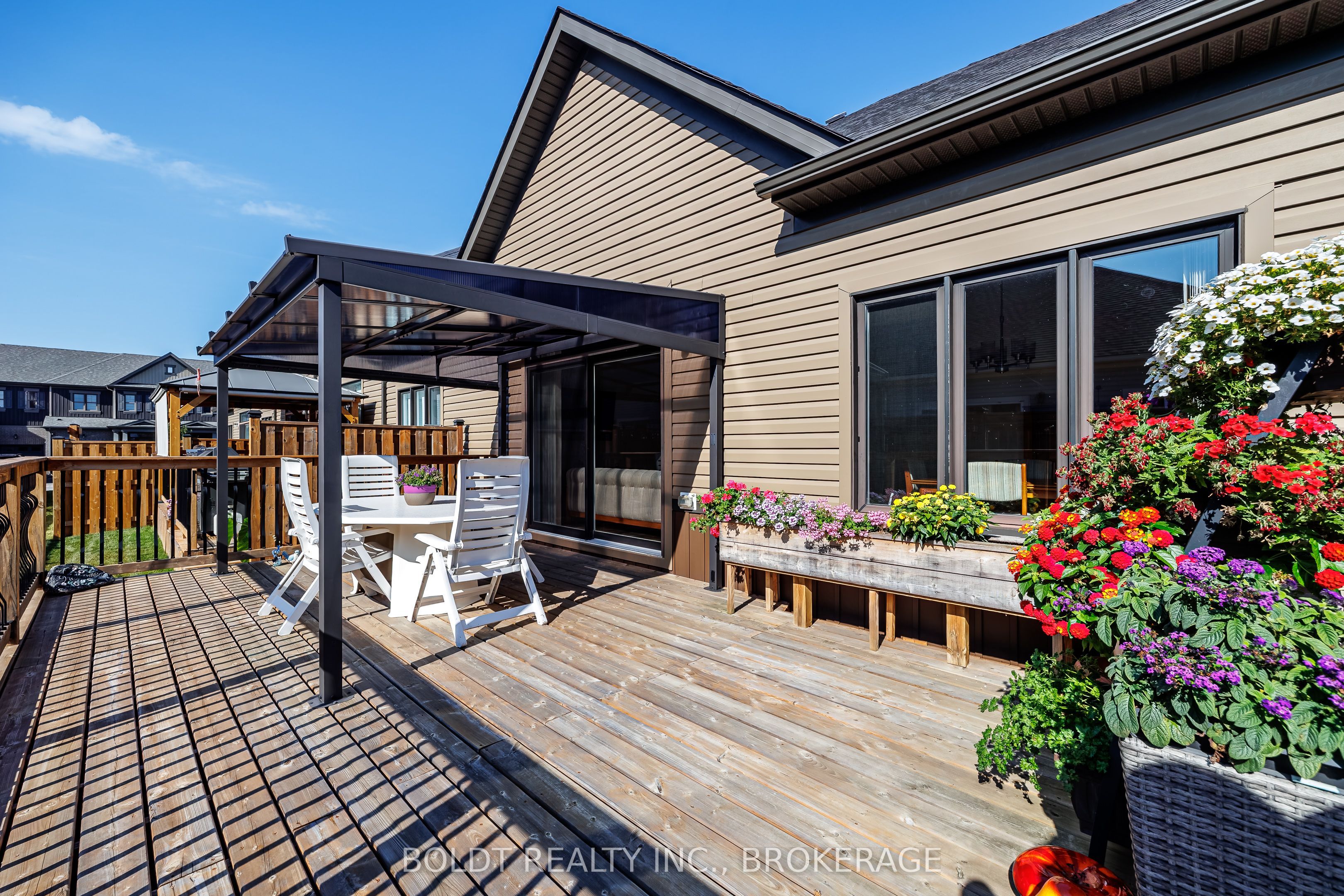 35 Cosmopolitan Common Property Photo 26