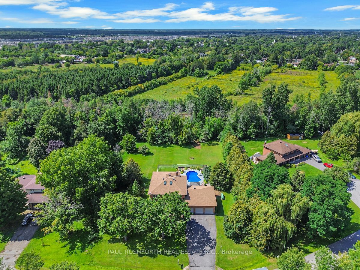 15 Longridge Court Property Photo 3