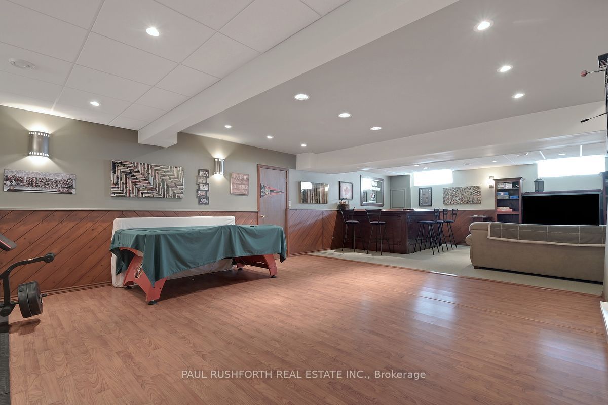 15 Longridge Court Property Photo 36