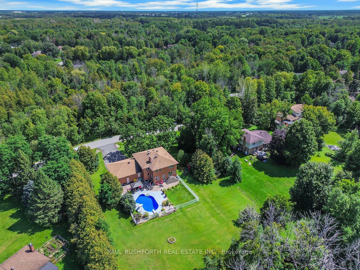15 Longridge Court Property Photo 45