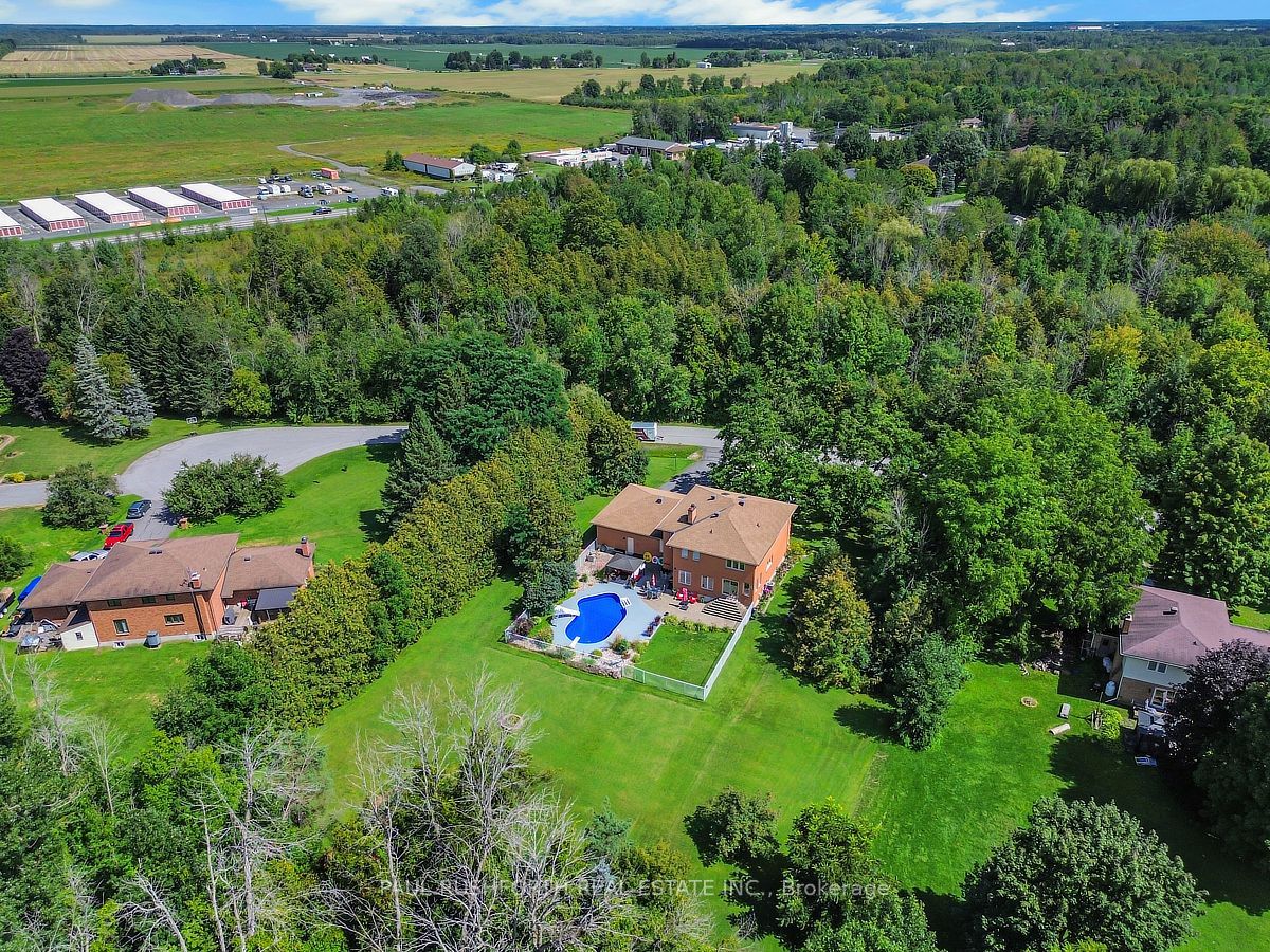 15 Longridge Court Property Photo 46