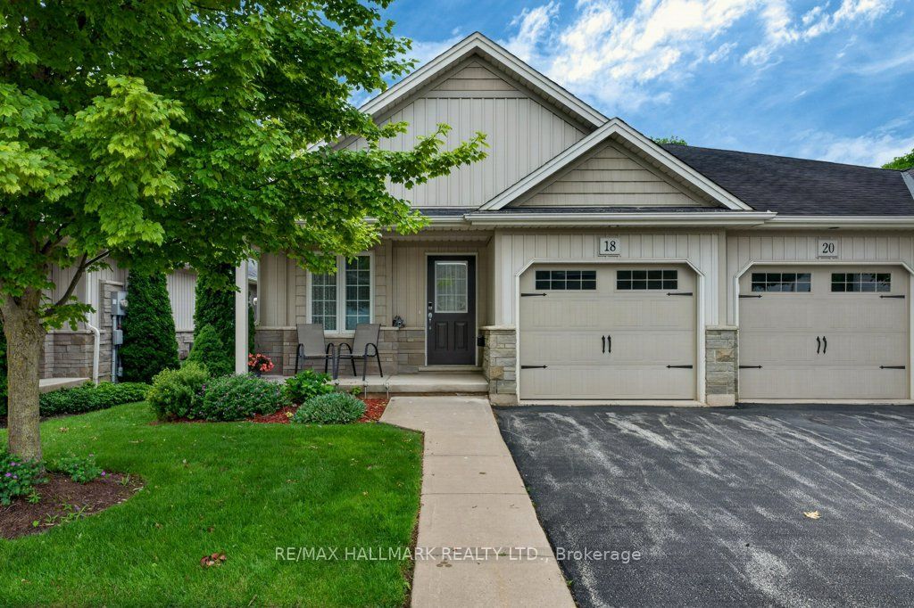 22 Jenny Crescent 18 Property Photo 1