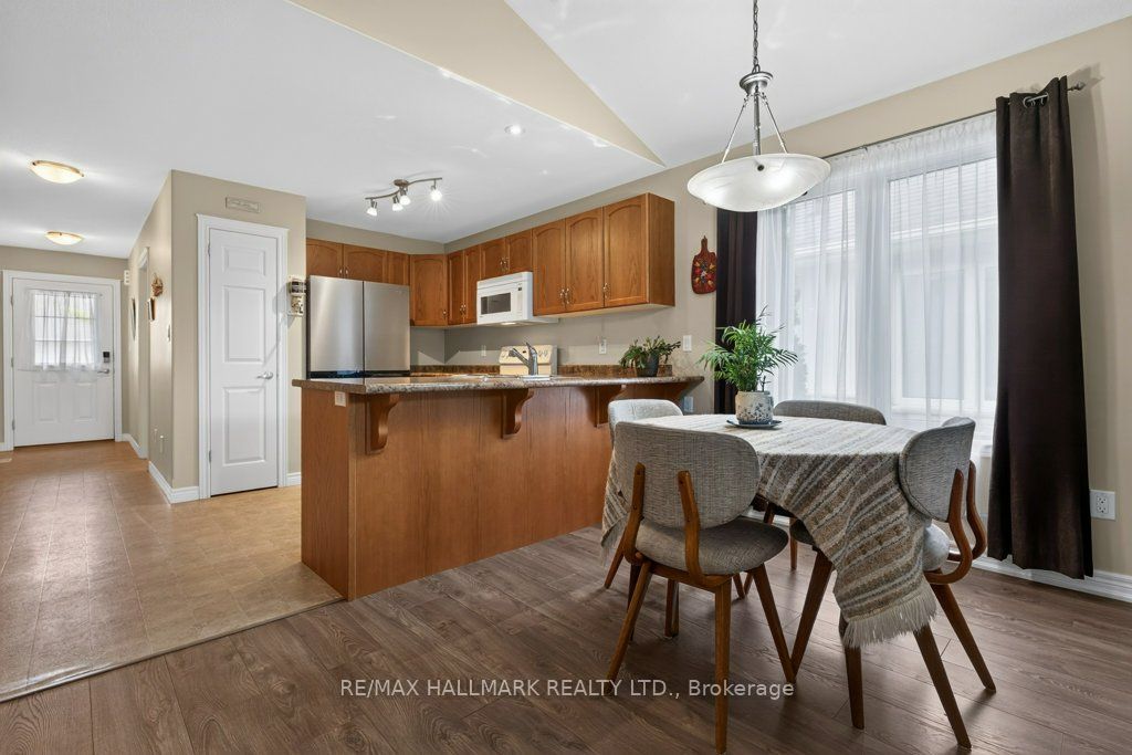 22 Jenny Crescent 18 Property Photo 12